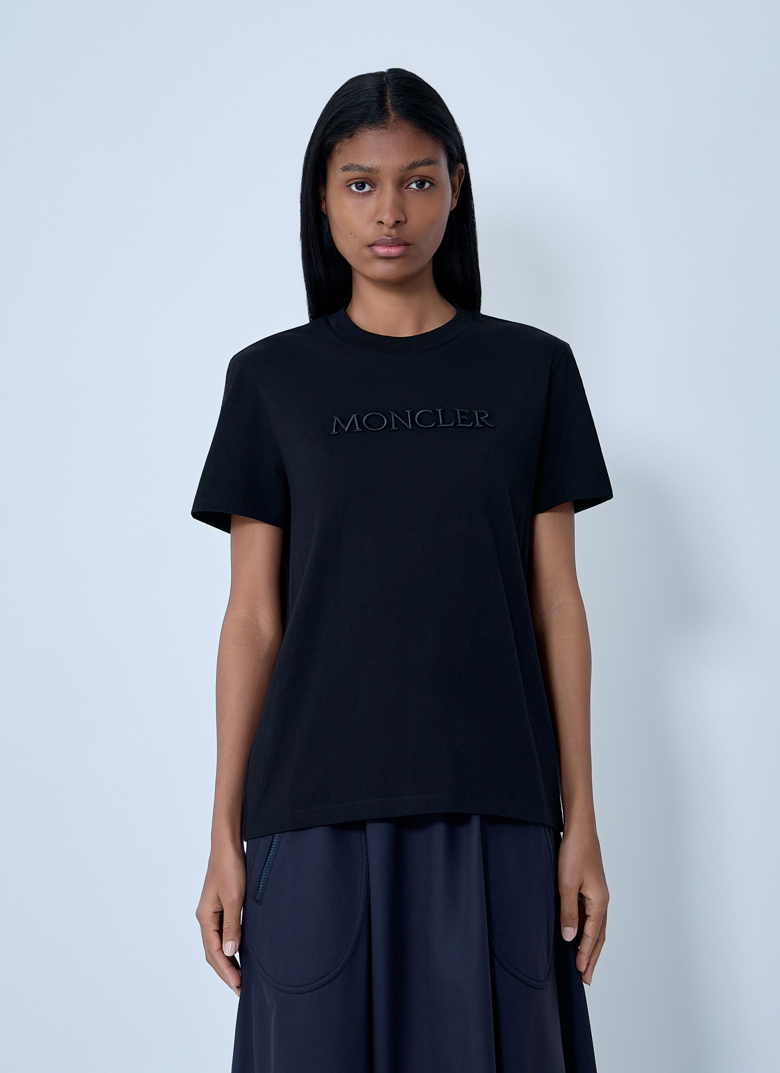 Moncler Logo Motif T-Shirt Size XS / US 0-2 / IT 36-38 - 1 Thumbnail