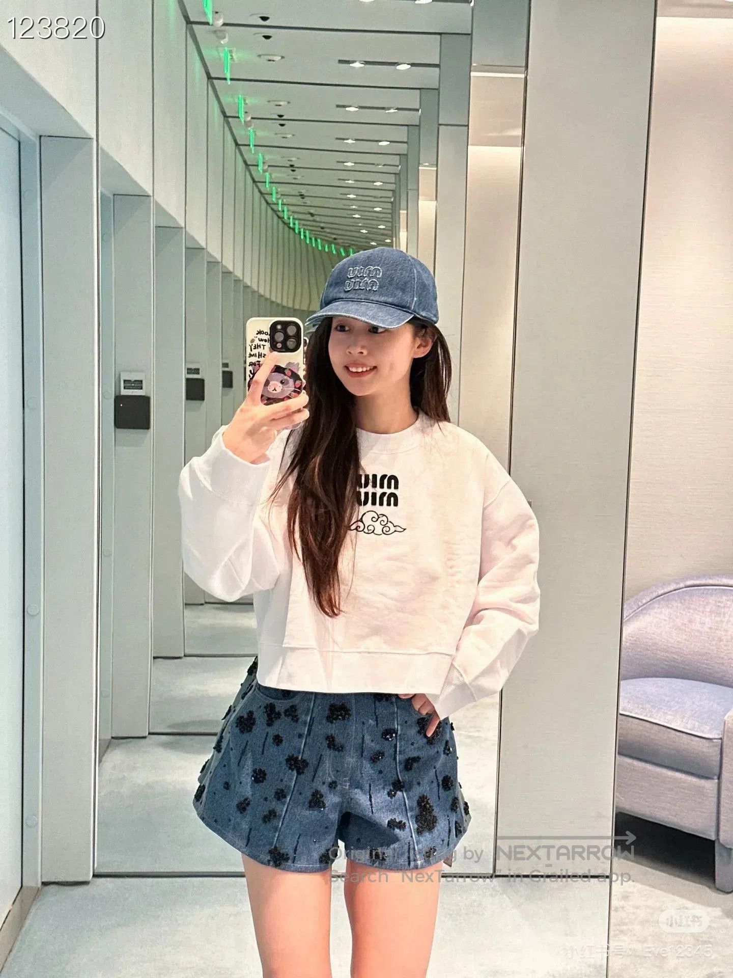 Miu Miu Miu Miu Cloud Logo Cropped Sweatshirt. Size S / US 4 / IT 40 - 8 Thumbnail