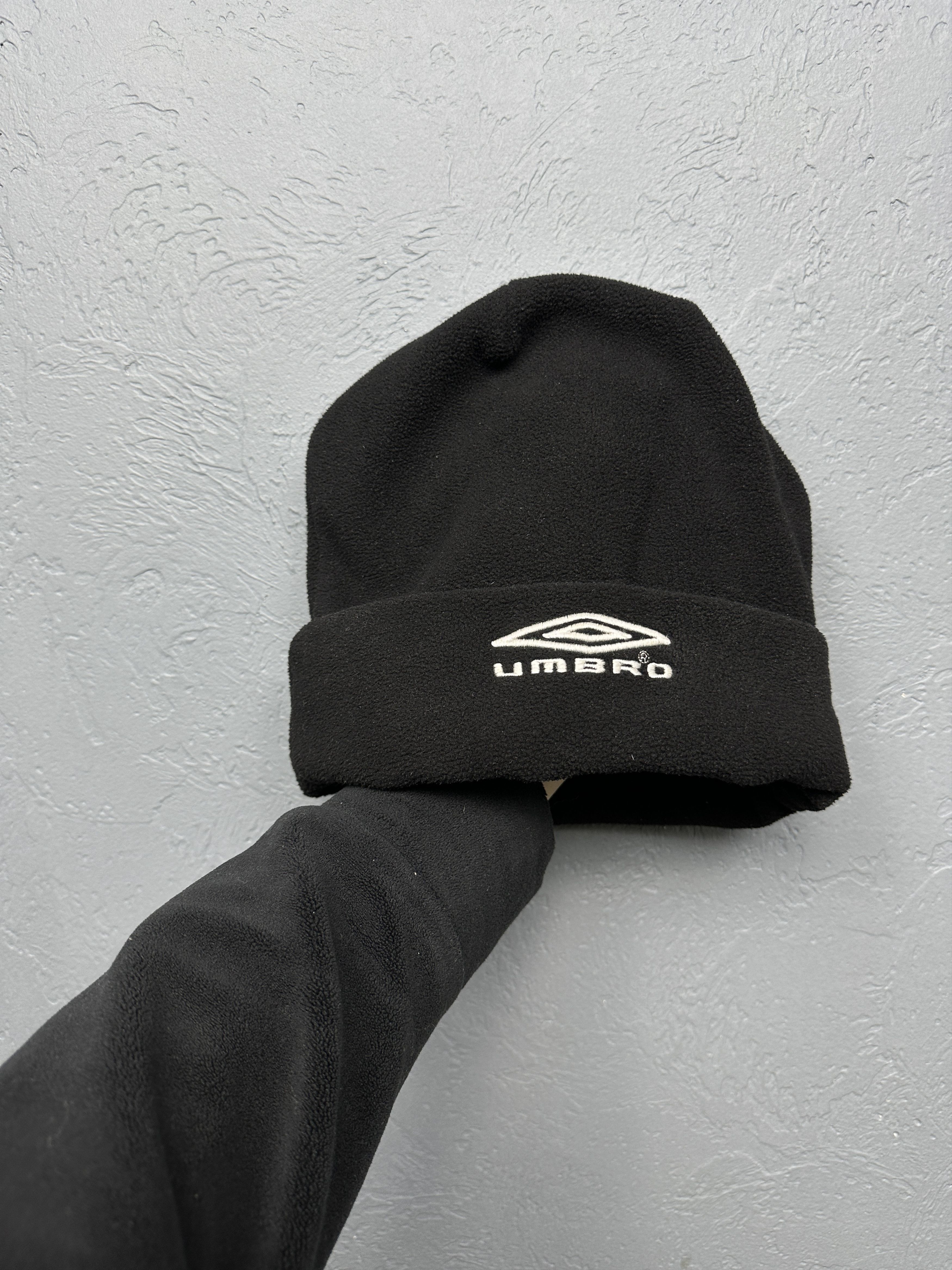 Umbro Umbro Vintage Mens Fleece Beanie Hat Size ONE SIZE - 2 Thumbnail