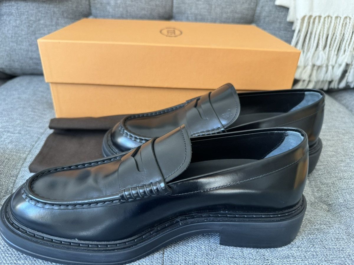 Tod's Tod’s Black Mocassino Loafers Size 7 Size US 7 / EU 40 - 7 Thumbnail