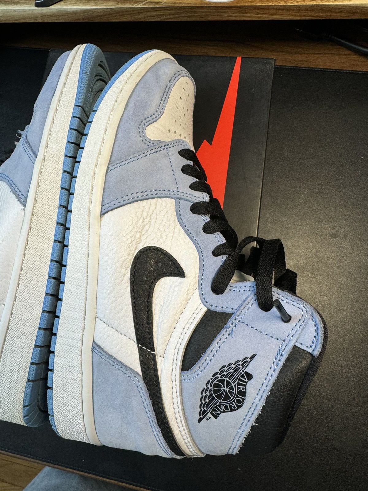 Jordan Brand × Nike Jordan 1 High - University Blue - 8.5 — Good Condition Size US 8.5 / EU 41-42 - 20 Thumbnail