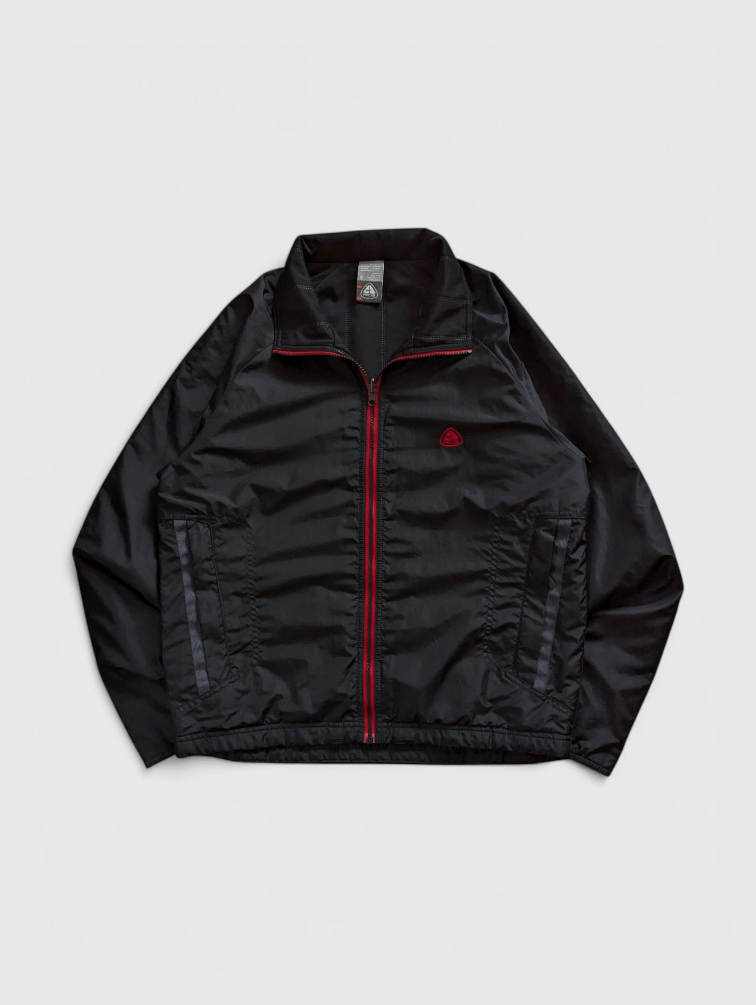 Nike ACG Nike ACG Vintage Light Jacket Size US S / EU 44-46 / 1 - 1 Thumbnail
