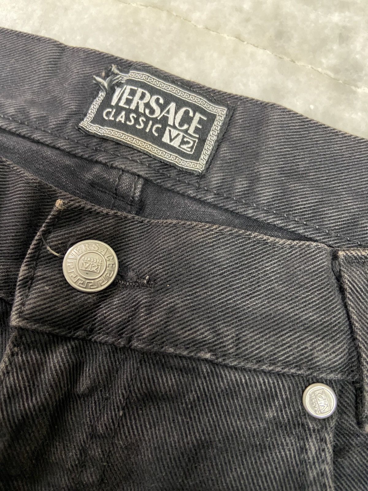 Versace Jeans Couture Vintage Versace Classic V2 Black denim jeans Size US 32 / EU 48 - 6 Thumbnail
