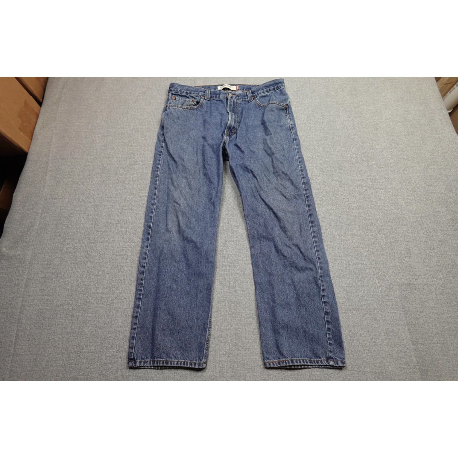 Levi's Levi's 505 Jeans Mens 38x30 Regular Fit Denim Blue Medium Wash Straight 5-Pocket Zip Fly Brown Patch 100% Cotton Casual Pants Mens Size US 38 / EU 54 - 3 Thumbnail