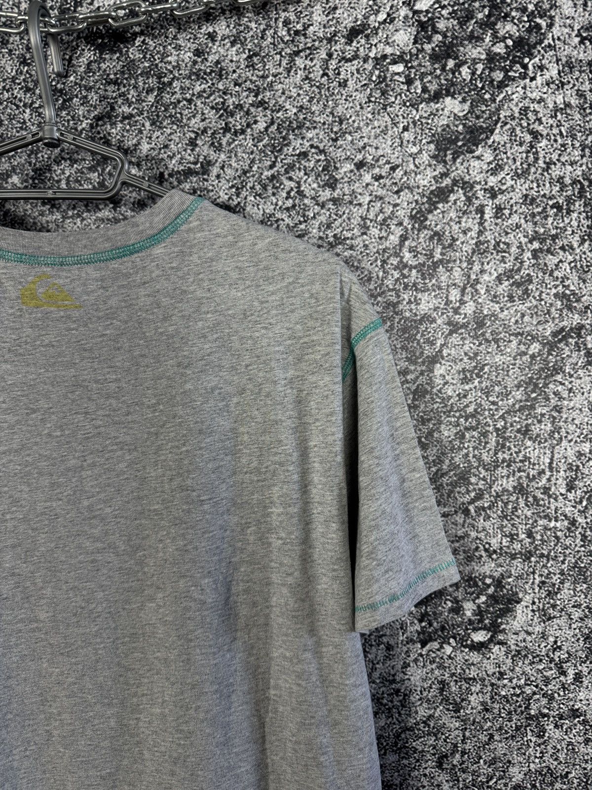 Quiksilver Vintage Quiksilver Surf T-Shirt Big Logo Palm Surfing Size M Size US M / EU 48-50 / 2 - 11 Thumbnail