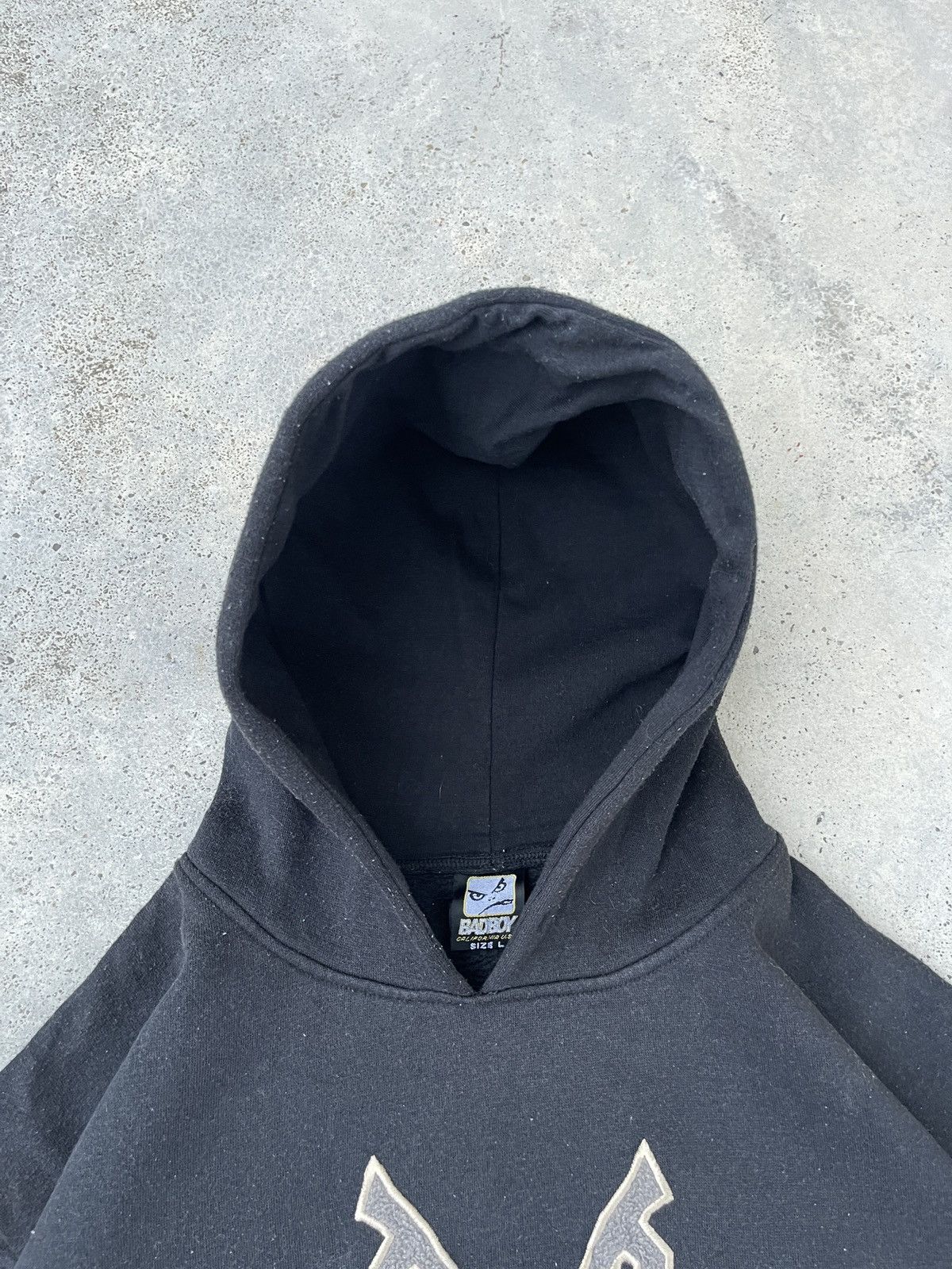 Japanese Brand × Vintage Vintage Bad Boy Carpet Printed Pullover Hoodie Size US L / EU 52-54 / 3 - 9 Thumbnail
