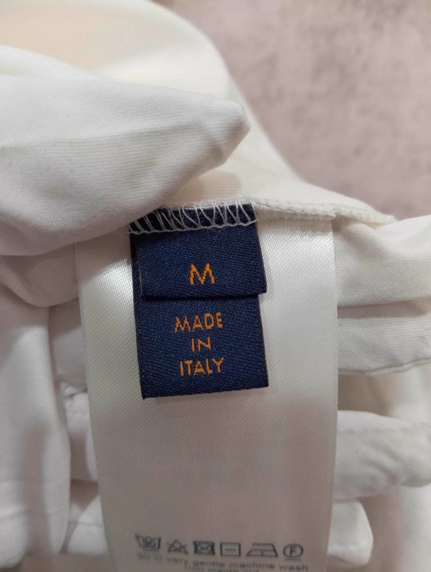 Louis Vuitton LV white pocket logo crew neck short sleeve tee M Size US M / EU 48-50 / 2 - 5 Thumbnail