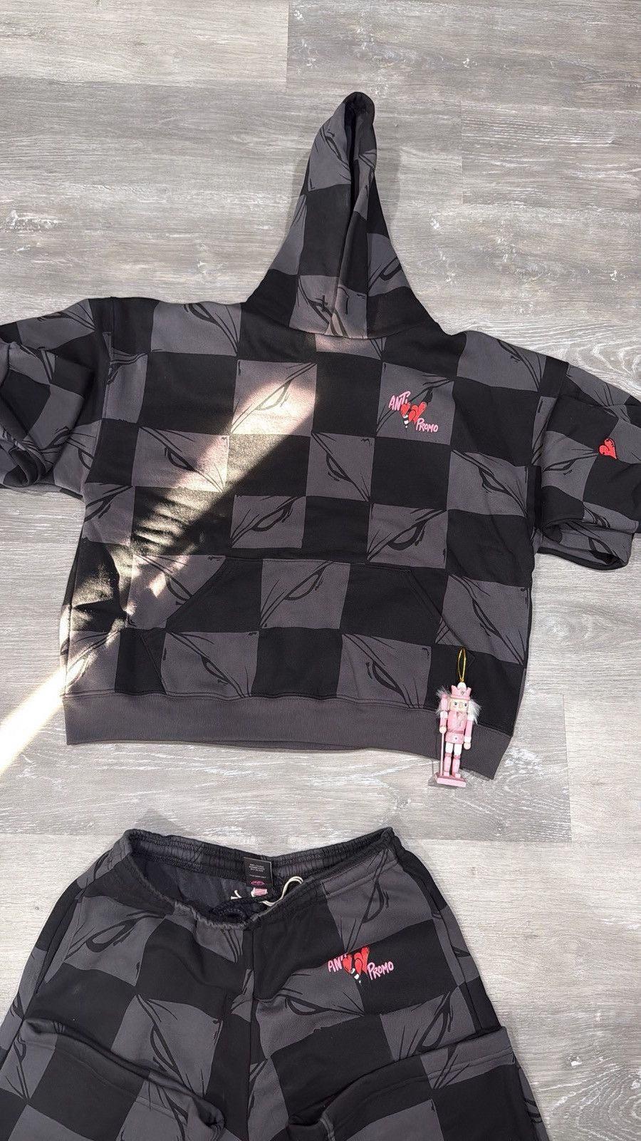 Matty Boy Matty Boy Anti Promo 99 eyes NYC exclusive sweatsuit (M) Size US M / EU 48-50 / 2 - 4 Thumbnail