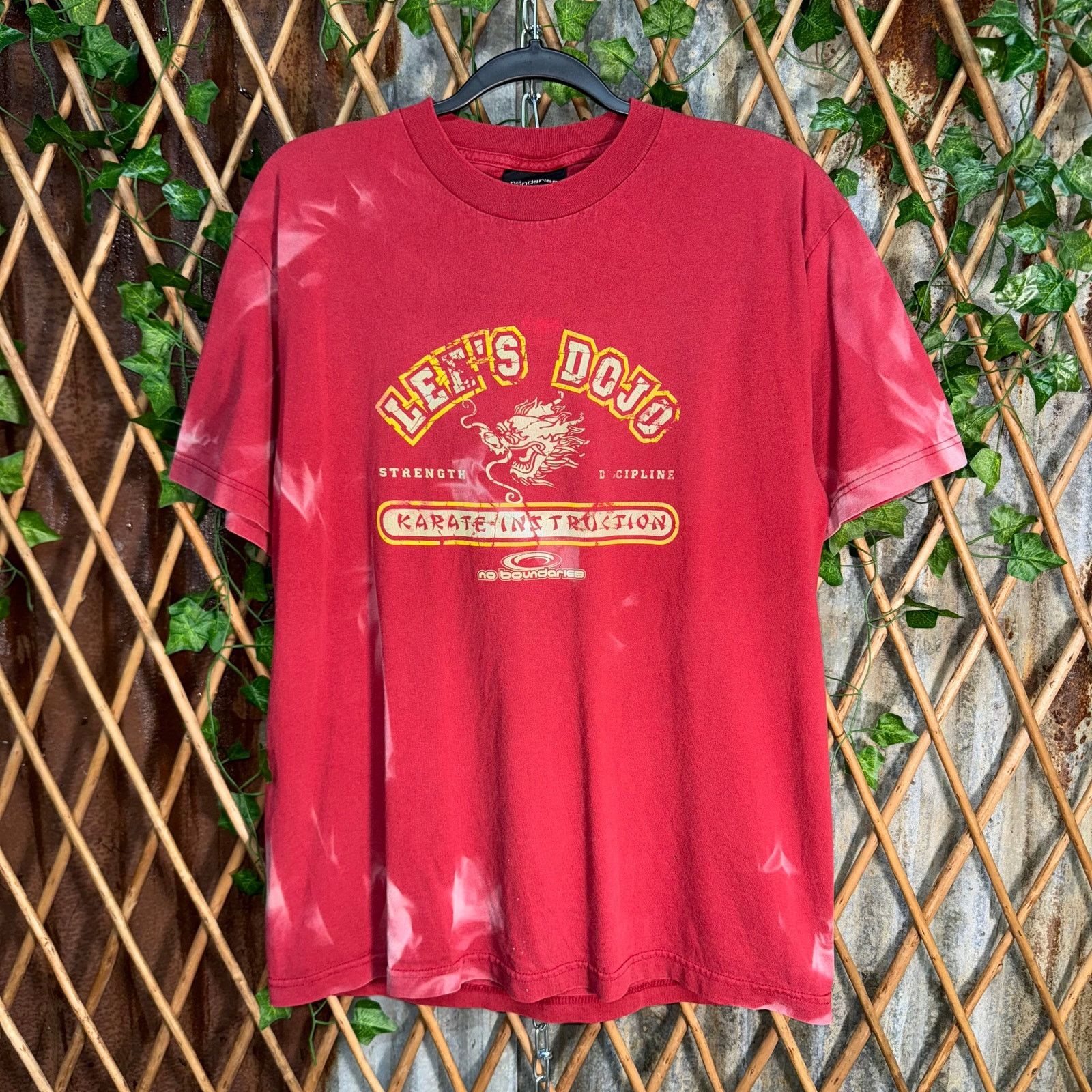 Vintage Vintage Y2K no boundaries karate dragon 90s faded t-shirt Size US L / EU 52-54 / 3 - 1 Thumbnail