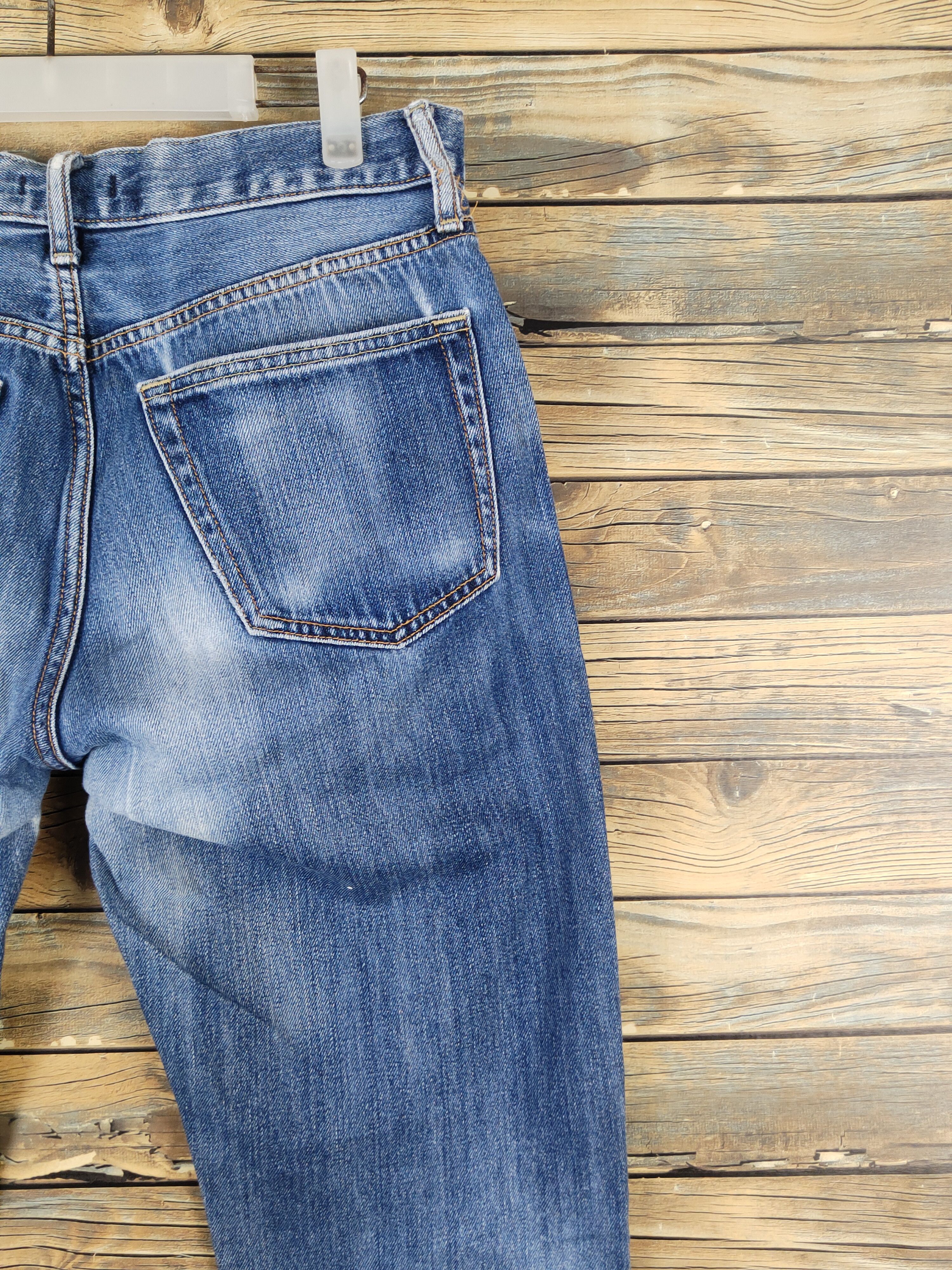 Japanese Brand Uniqlo japan Blue Distressed Ripped denim Jeans #W1403 Size US 31 - 10 Thumbnail