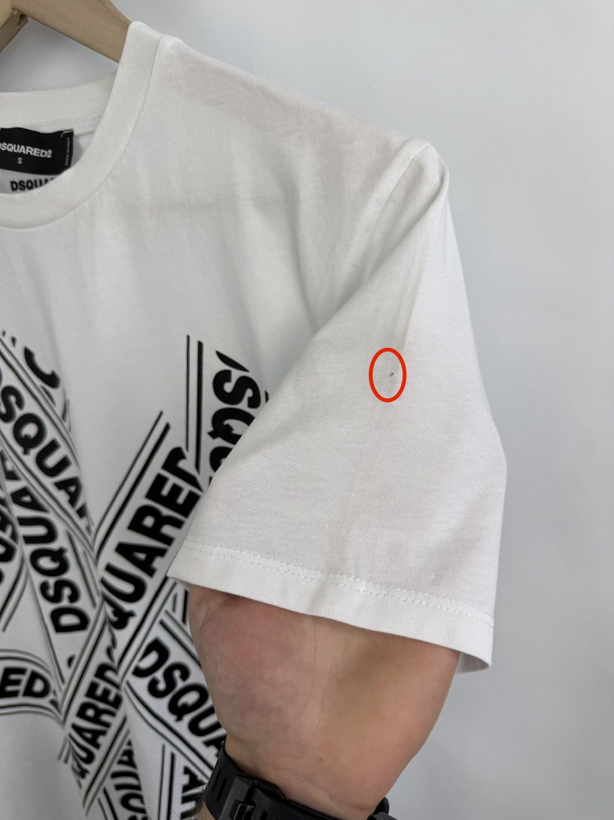 Dsquared2 🇮🇹 Y2K Dsquared2 Asymmetric Print T-Shirt Rare Retro Hype Size US S / EU 44-46 / 1 - 9 Thumbnail