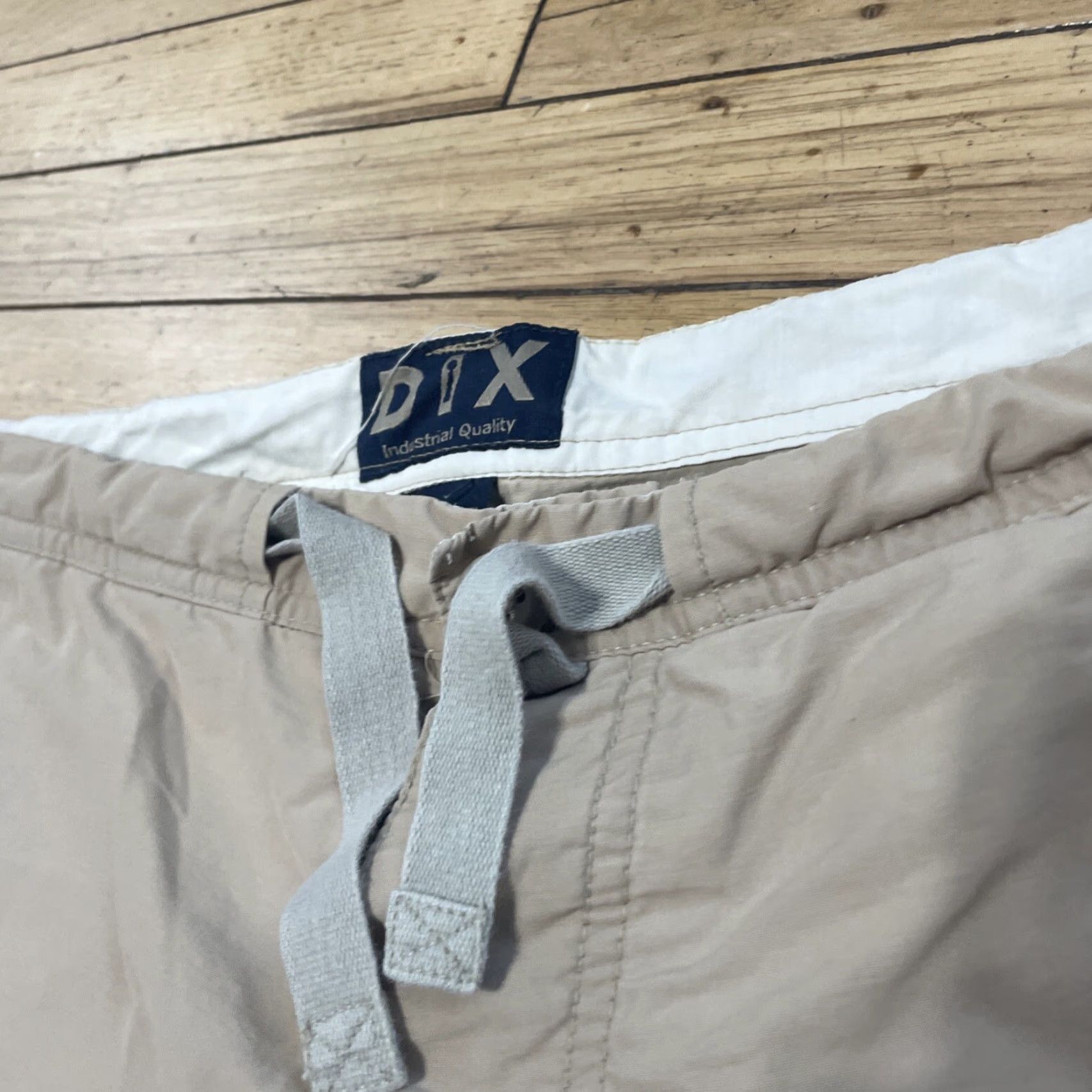 Vintage DIX Cargo Shorts Men M Khaki Drawstring Nylon Blend Streetwear 33 Cargo Pocket Slim Beach Outdoor Navy Beige Casual Travel Pants Size US 34 / EU 50 - 5 Thumbnail