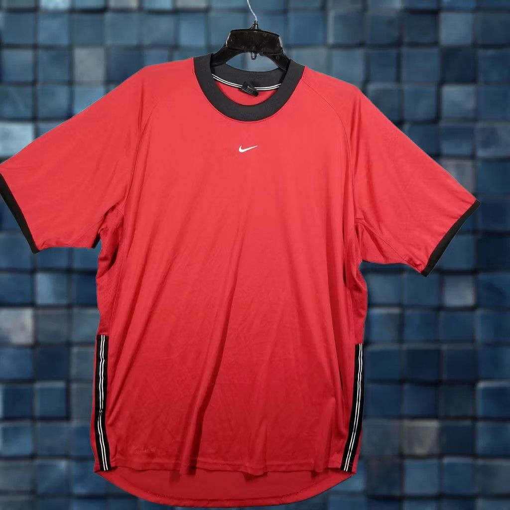 Nike Nike Shirt Mens Large Red Black Center Swoosh Ringer Vintage Y2K Gray Tag Size US L / EU 52-54 / 3 - 1 Thumbnail