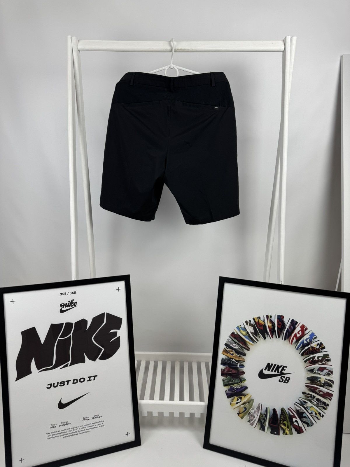 Nike Rare Nike Golf Shorts Size US 30 / EU 46 - 2 Thumbnail