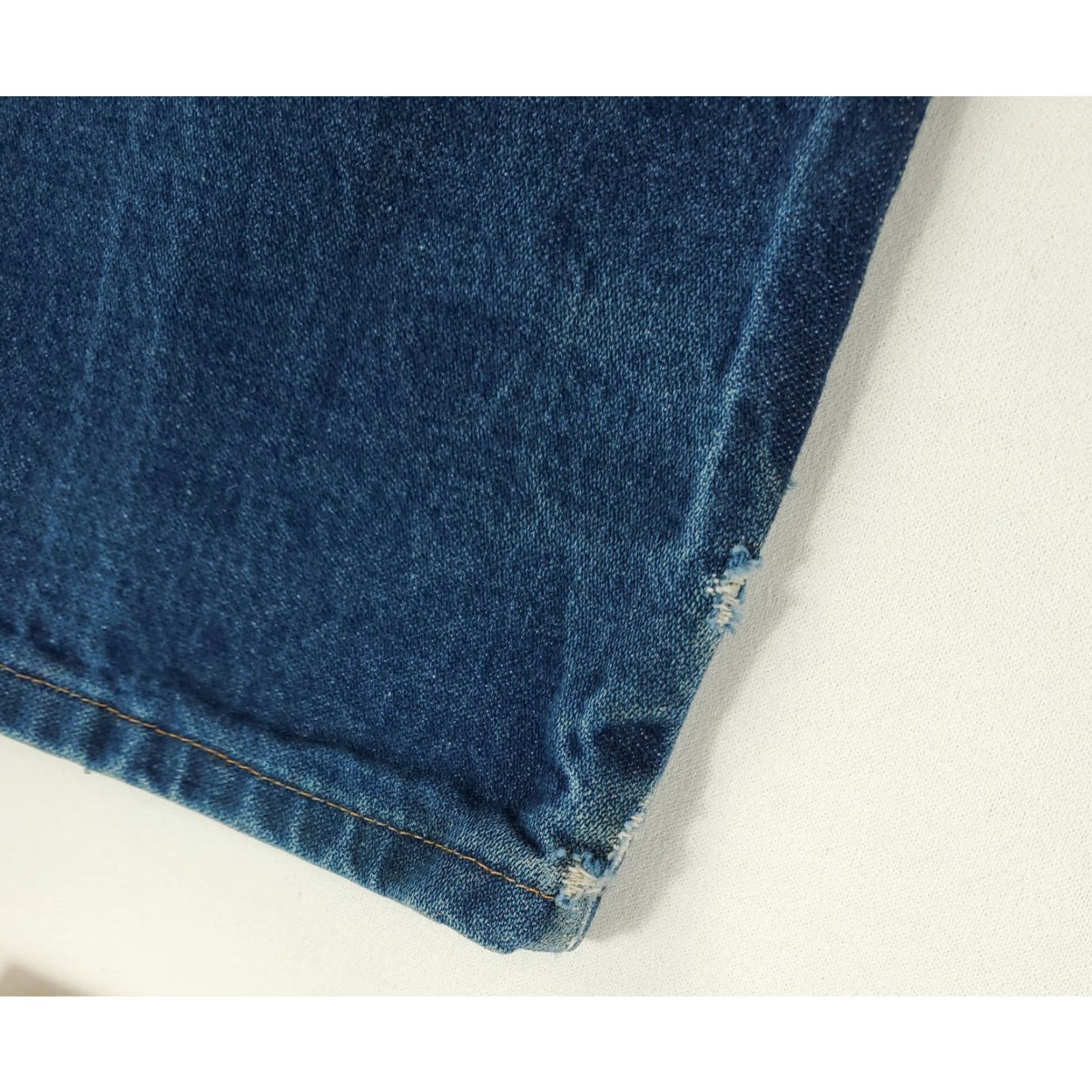 Wrangler VINTAGE Wrangler Jeans 13MWZ Blue Jeans Mens 34 31in Inseam 90s VTG Straight Blue Mens 34 31 Jeans Size US 34 / EU 50 - 5 Thumbnail