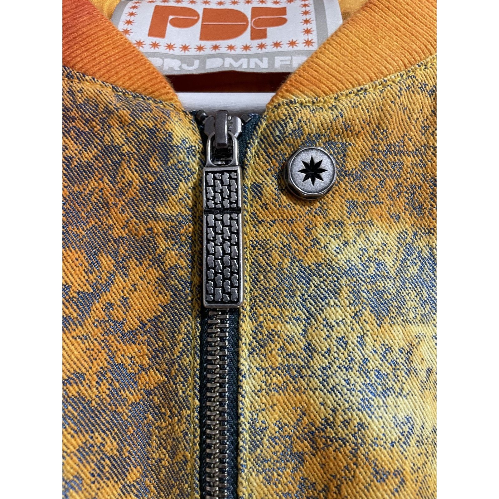 PDF PDF CHANNEL DUST BOMBER JACKET SIZE XL PREOWNED Size US XL / EU 56 / 4 - 4 Thumbnail