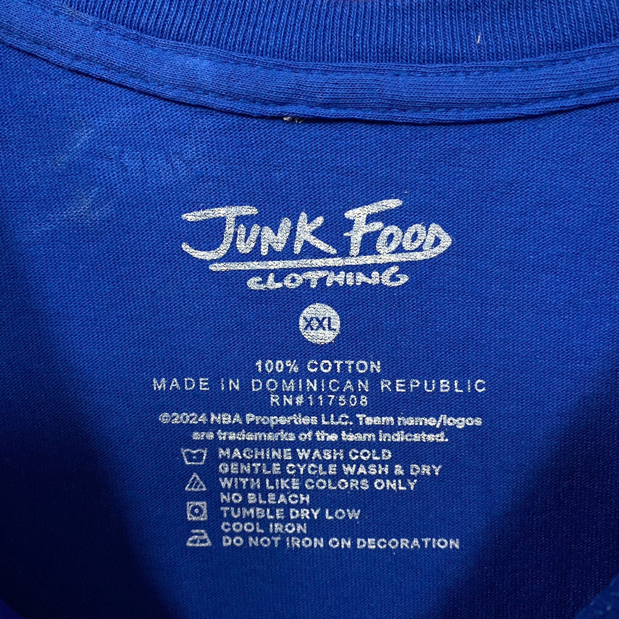 Junk Food Junk Food Dallas Mavericks Break Through Basketball T-Shirt Size US XXL / EU 58 / 5 - 4 Thumbnail