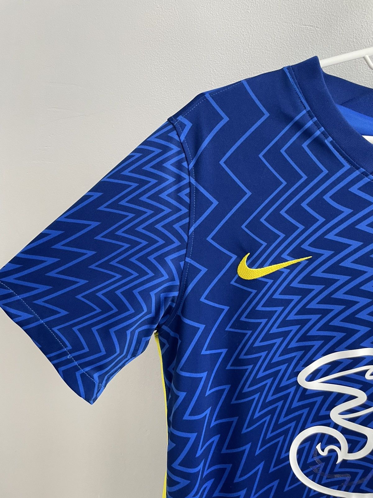 Nike Chelsea 2021 2022 Home Football Shirt Soccer Jersey Nike Size US L / EU 52-54 / 3 - 3 Thumbnail
