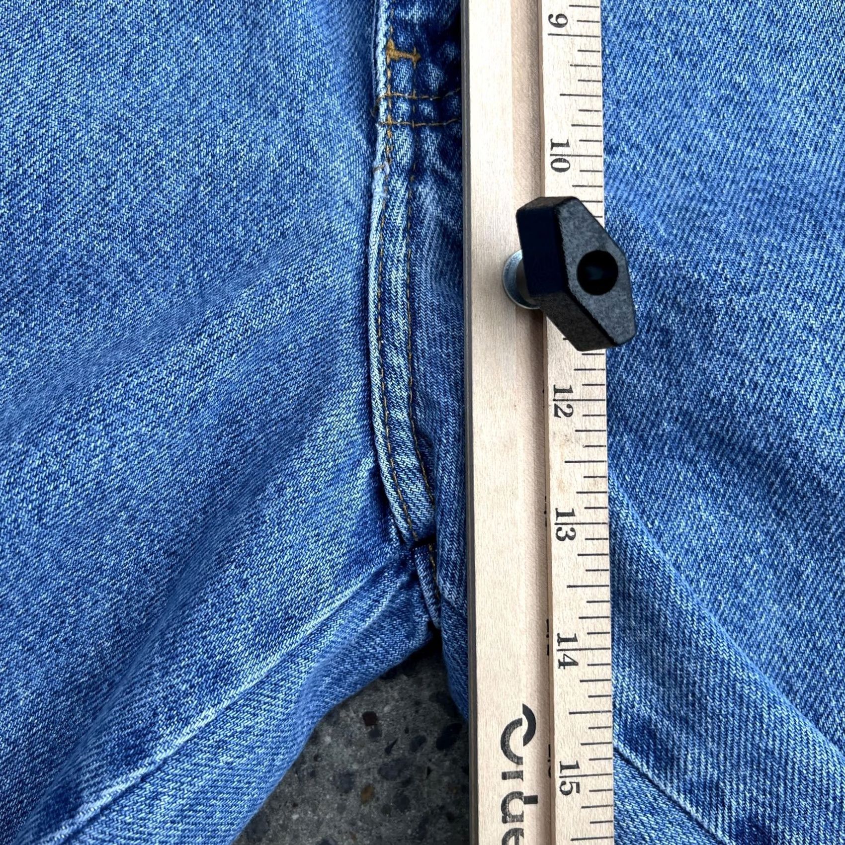 Vintage VINTAGE Blues Jeans Mens 40x30 Light Wash Blue Denim Relaxed Fit Tapered Jeans Mens 40 Blue Denim Size US 40 / EU 56 - 3 Thumbnail
