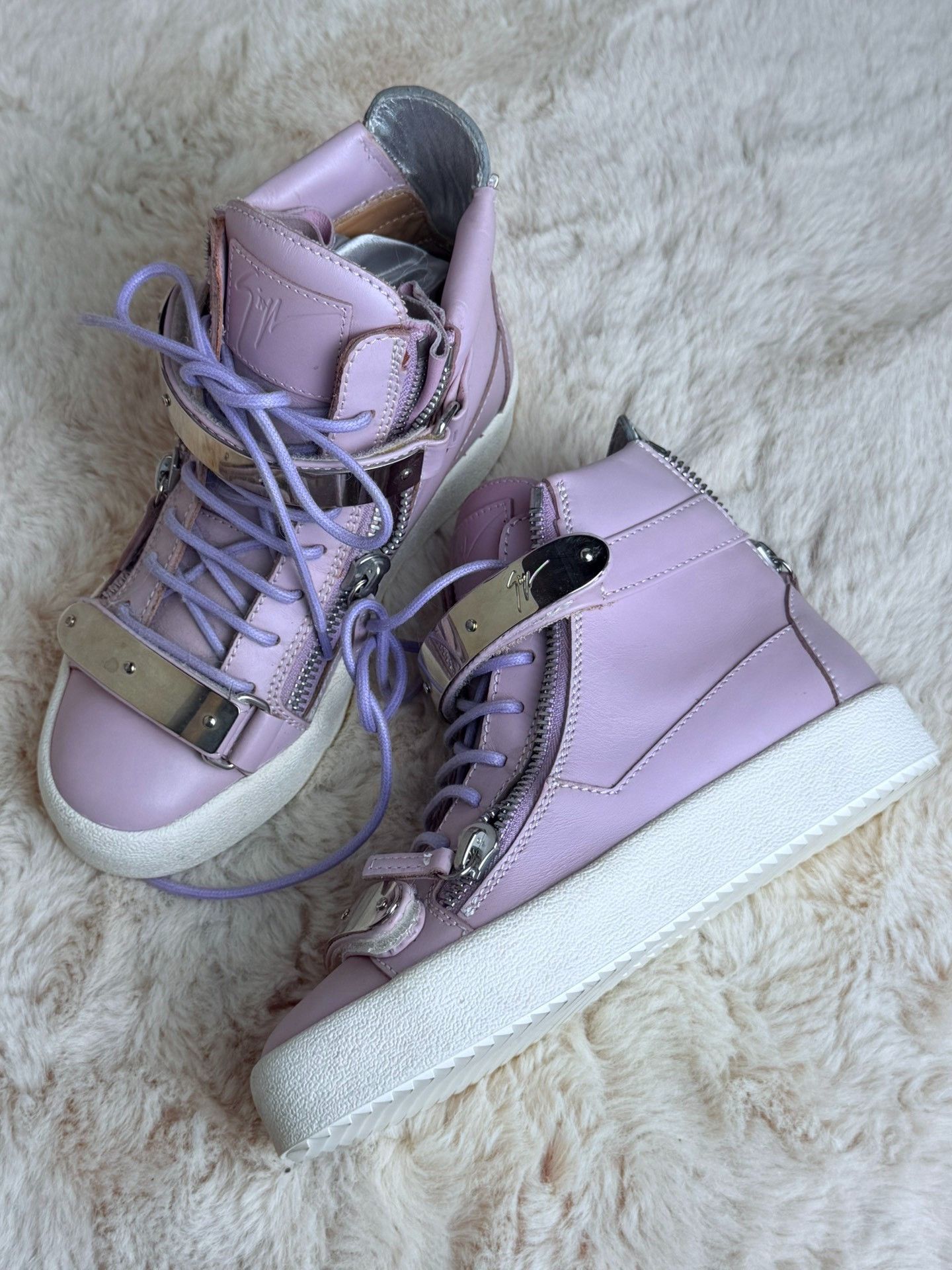 Giuseppe Zanotti Giuseppe Zanotti Purple Hitop Sneakers us_5 Women Size US 5 / IT 35 - 1 Thumbnail