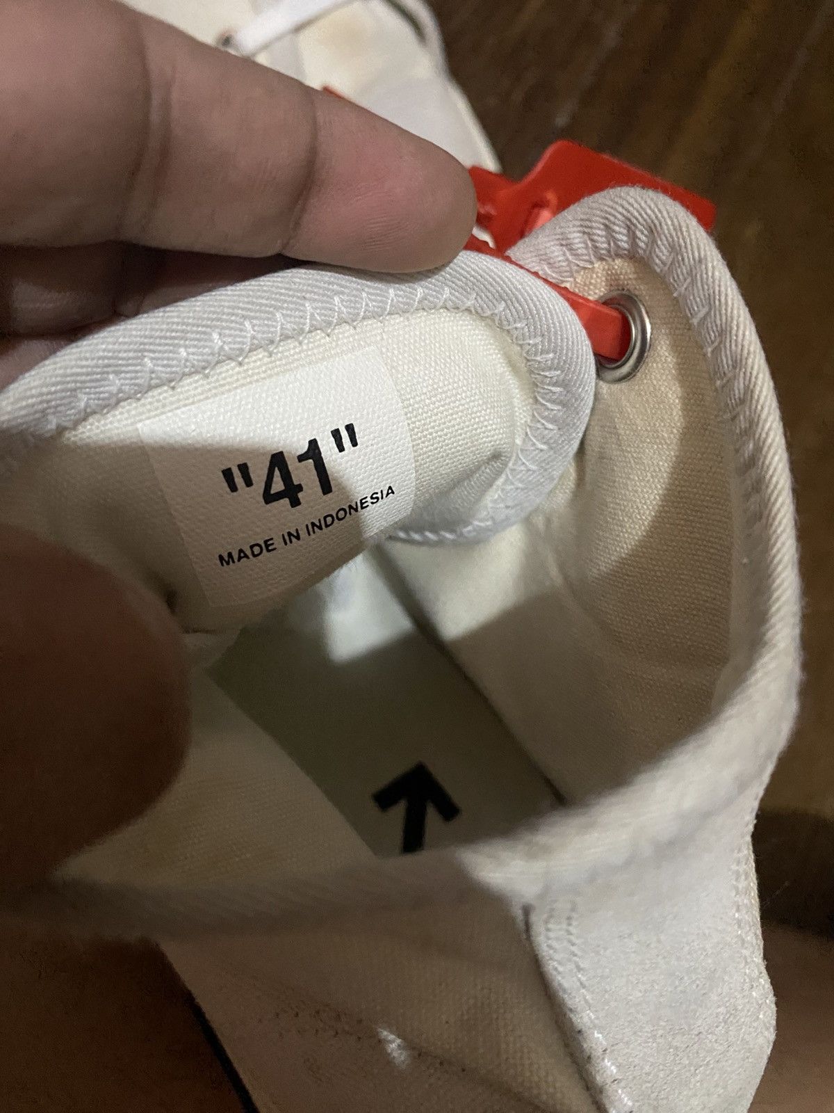 Off-White Off-White Vulcanized hi-top sneaker Size US 8 / EU 41 - 7 Thumbnail