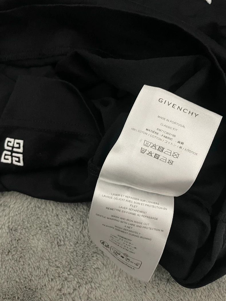 Givenchy Givenchy Logo Embroidered Short Sleeve T-Shirt Half Sleeve Size US L / EU 52-54 / 3 - 5 Thumbnail