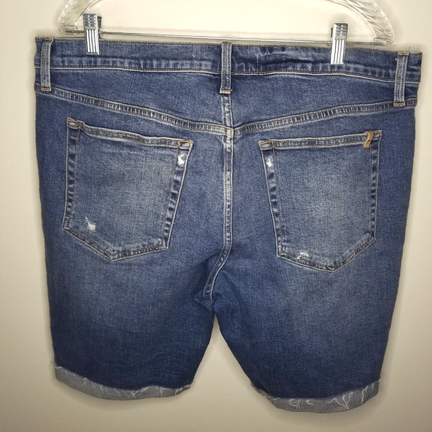 Vintage Joes Distressed Boyfriend Blue Jean Shorts Womens Size 38 Cuffed Size 26" / US 2 / IT 38 - 5 Thumbnail