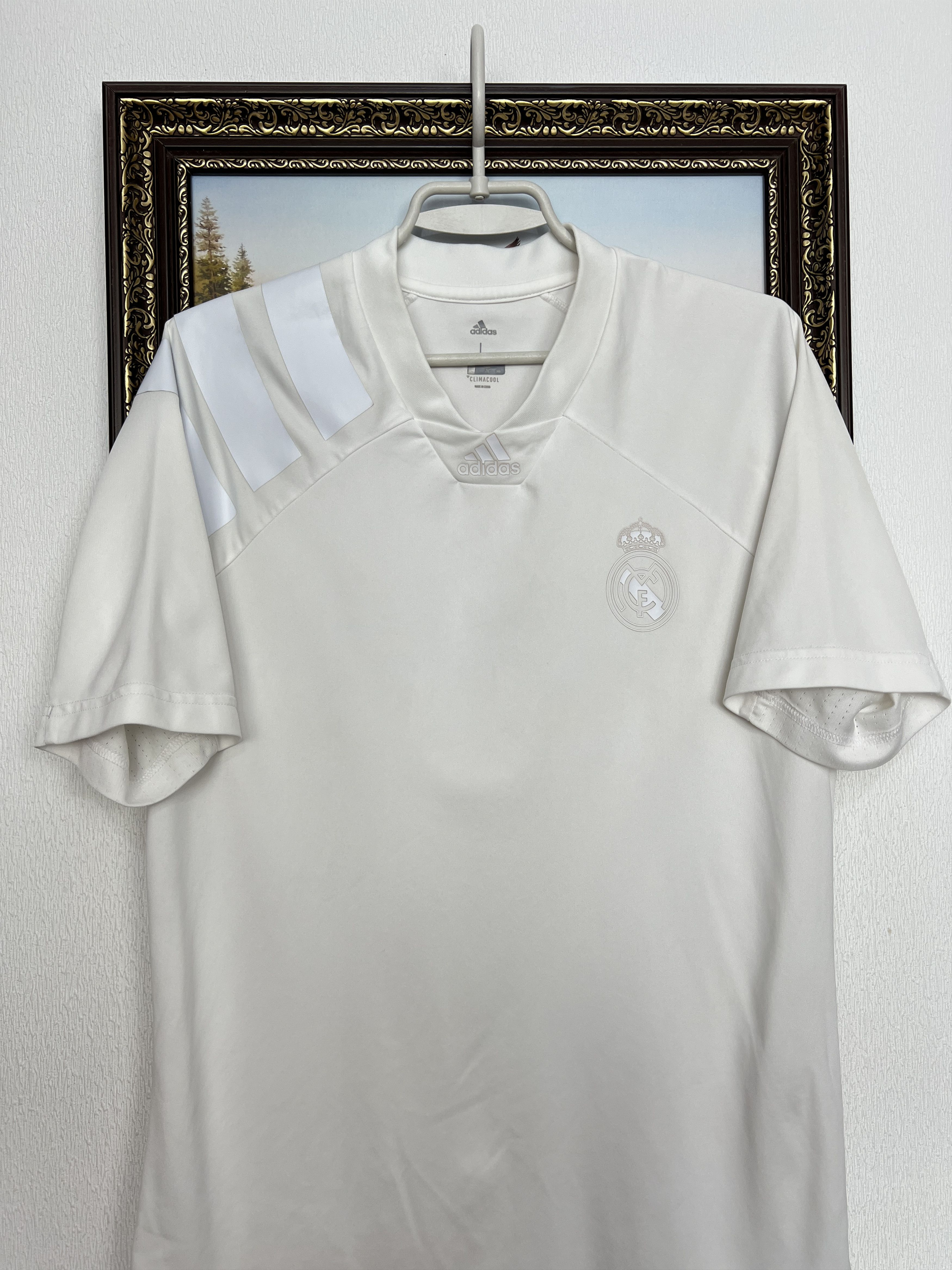 Adidas Real Madrid Special football shirt 2016 Soccer Train Jersey Size US L / EU 52-54 / 3 - 2 Thumbnail