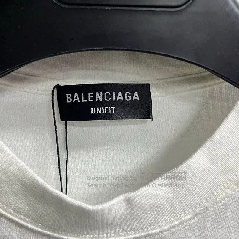 Balenciaga Balenciaga White Badge Crewneck Short-Sleeve T-Shirt. Size US XS / EU 42 / 0 - 3 Thumbnail