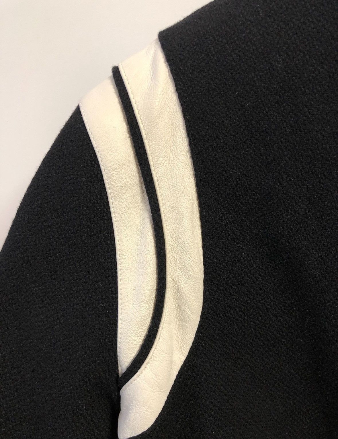Yves Saint Laurent Saint LaruentBlack and white classic Teddy jacket 2502-Next Size US L / EU 52-54 / 3 - 2 Thumbnail