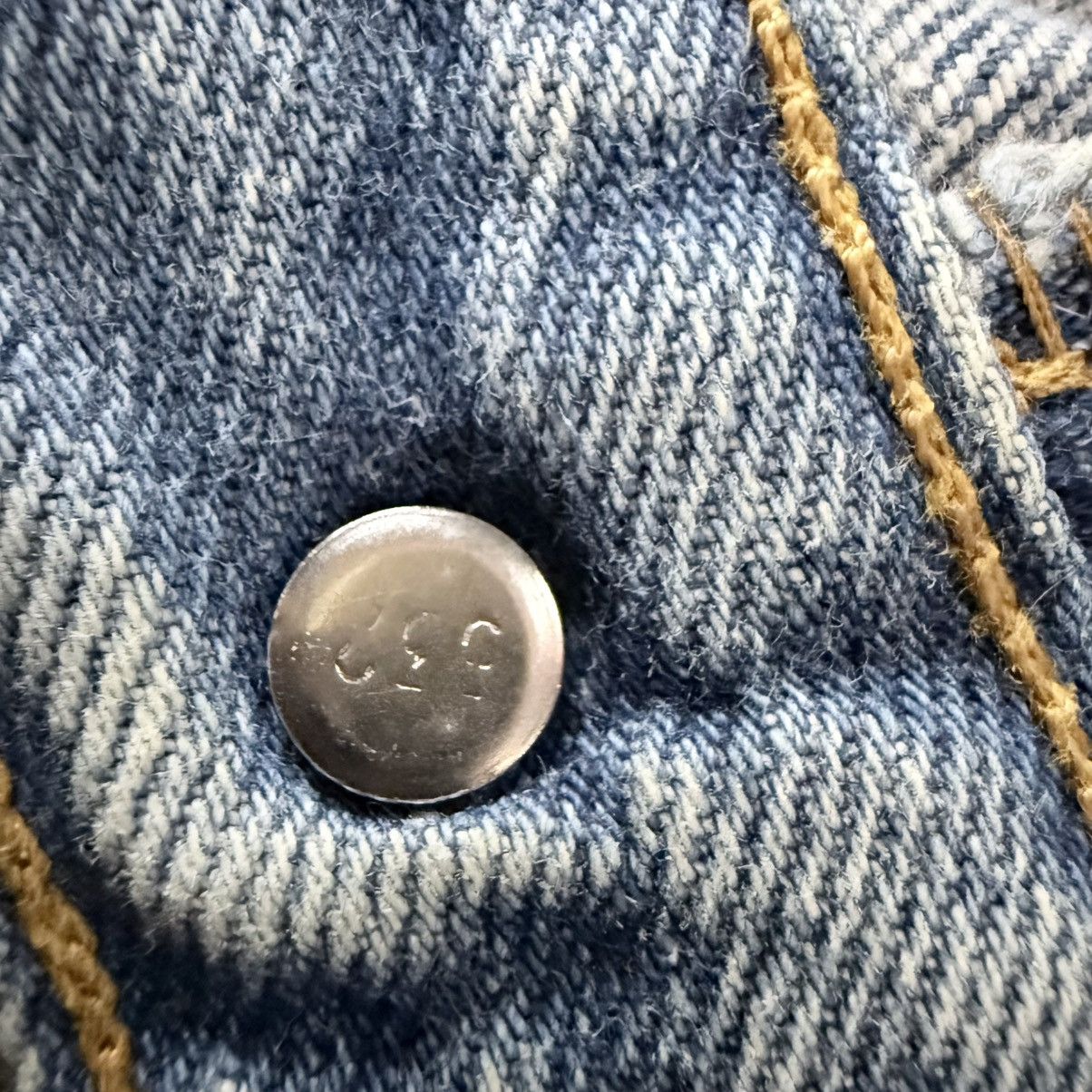 Levi's Vintage Clothing Vintage Heavy Destroyed Grunge Levis 501 Dirty Washed Denim Size US 33 - 15 Thumbnail
