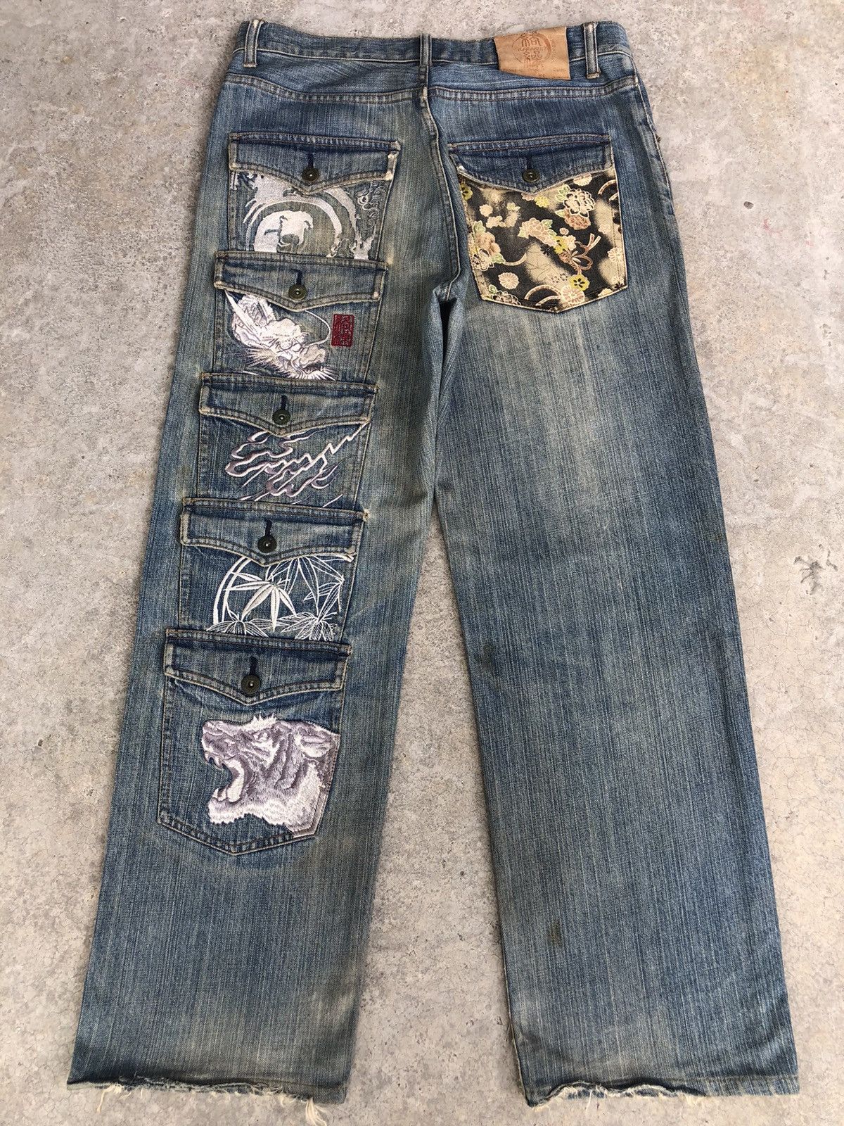 Karakuri Tamashii Karakuri Tamashii Embroidered Jeans Distressed Jeans Size US 32 / EU 48 - 1 Thumbnail
