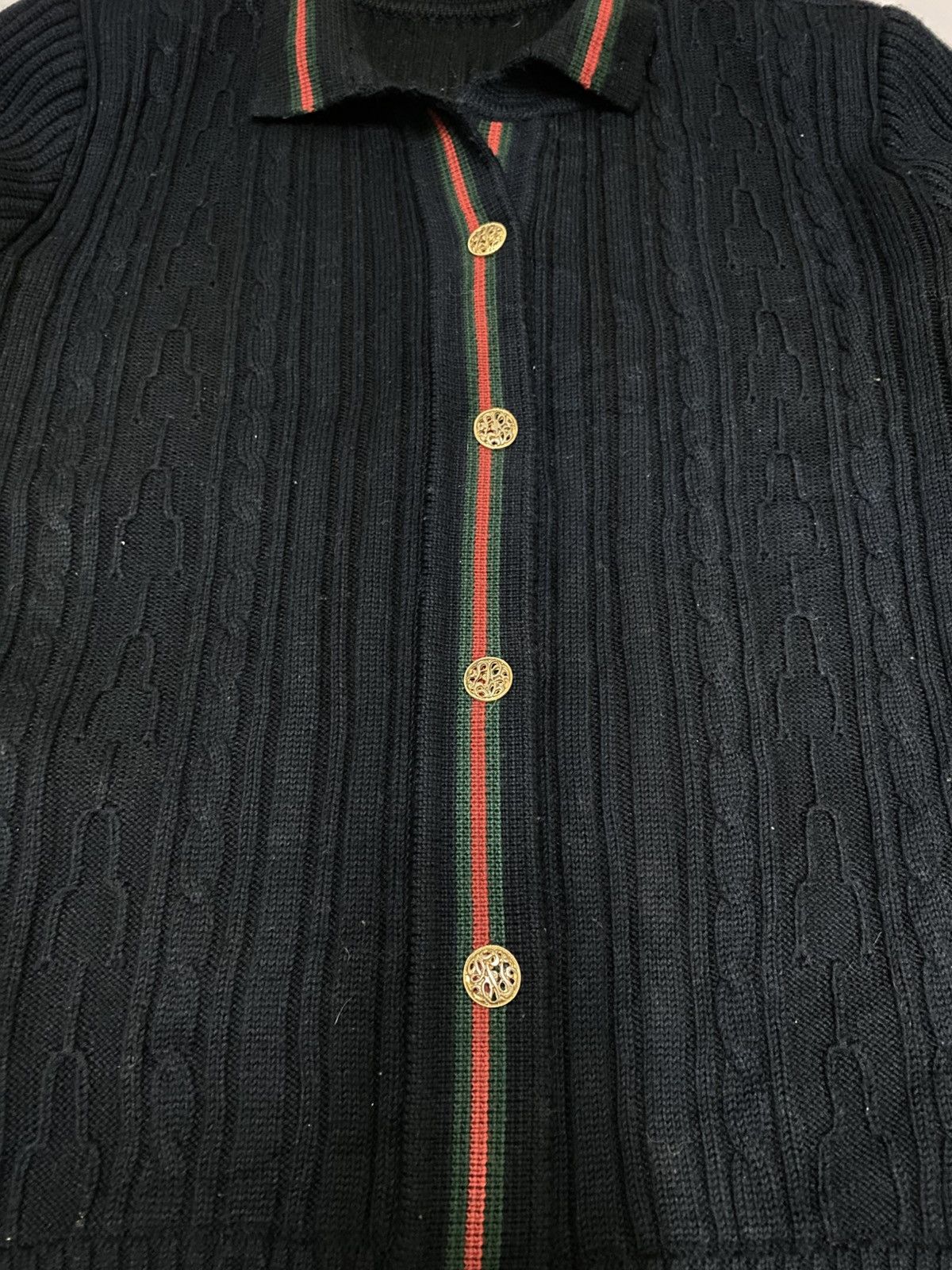 Japanese Brand Unbrand “Gucci” Colourway Button Up Cable Knit (C4) Size US M / EU 48-50 / 2 - 5 Thumbnail