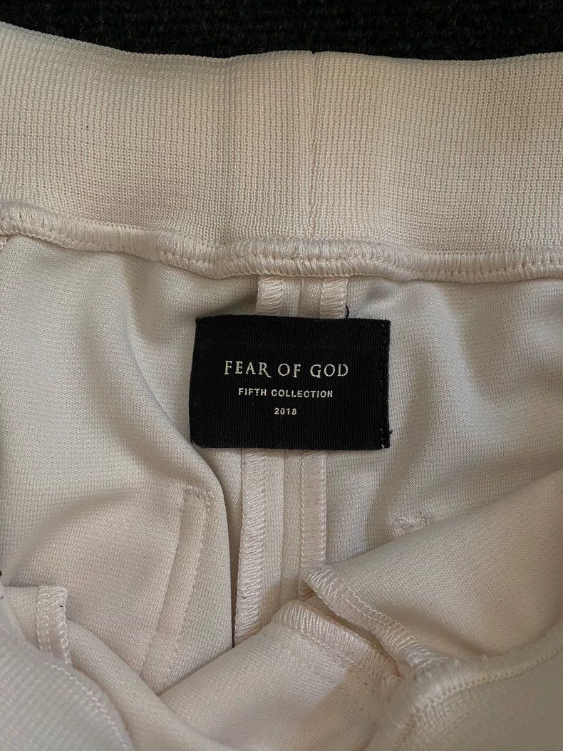 Fear of God Fear of God Limited to white and black school pants Size US 30 / EU 46 - 2 Thumbnail