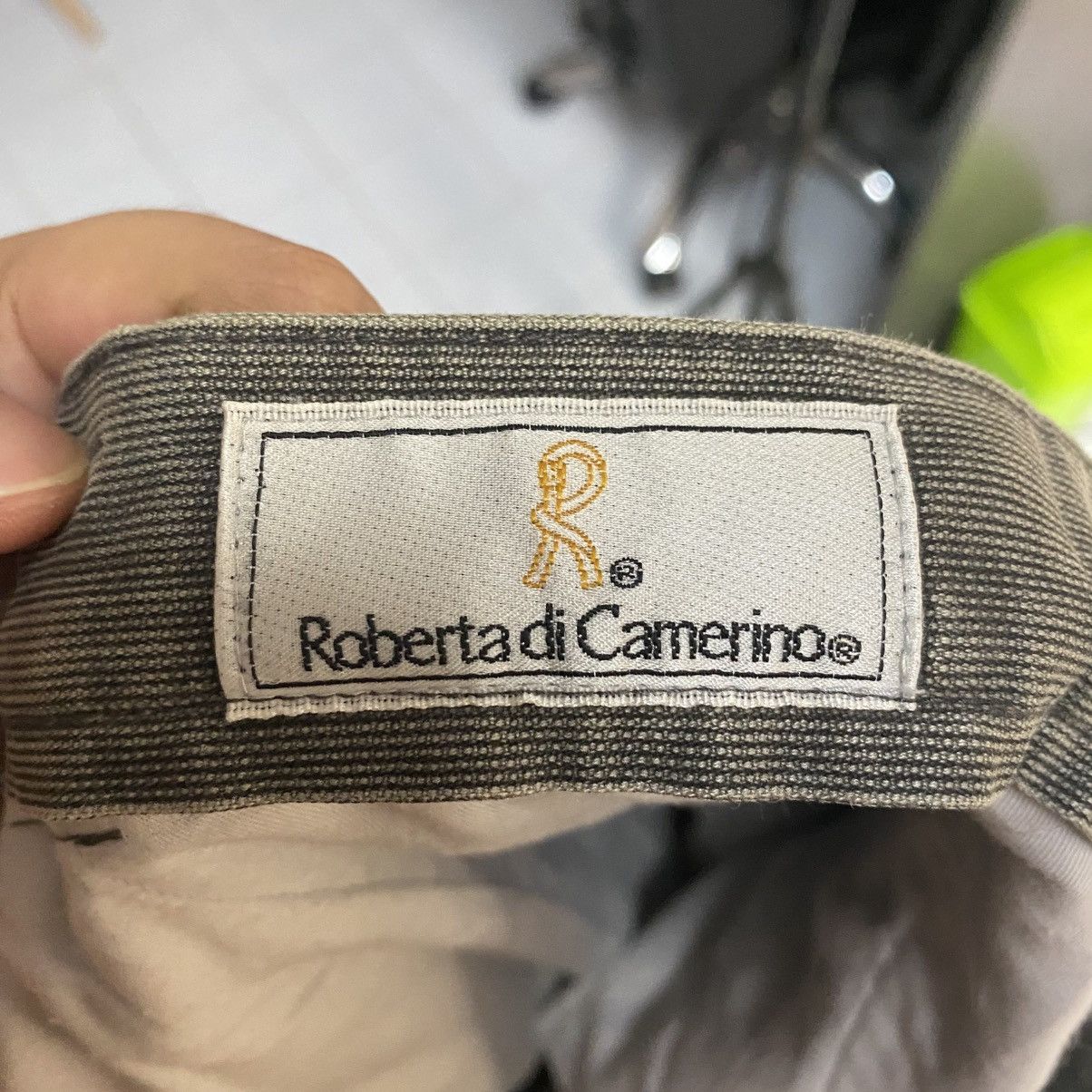 Roberta di Camerino DL Roberta Di Camerino Gray Casual Pants #C1021 Size US 30 / EU 46 - 17 Thumbnail