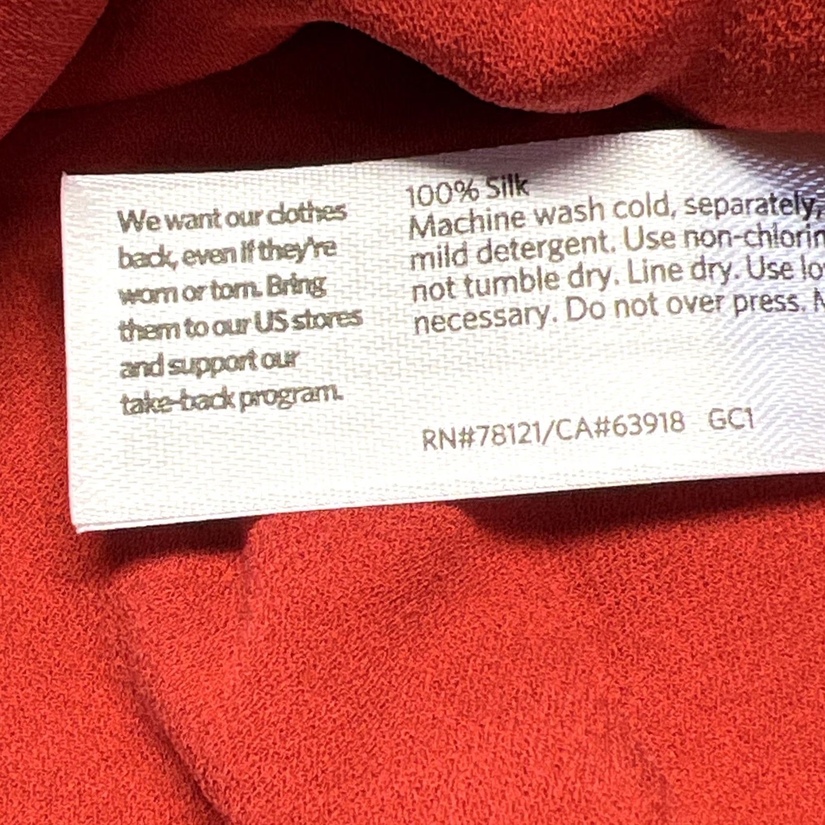 Eileen Fisher VINTAGE? No. Eileen Fisher Silk Blouse Tunic Red Sleeveless Button Front NWT Medium Longline Size L / US 10 / IT 46 - 4 Thumbnail