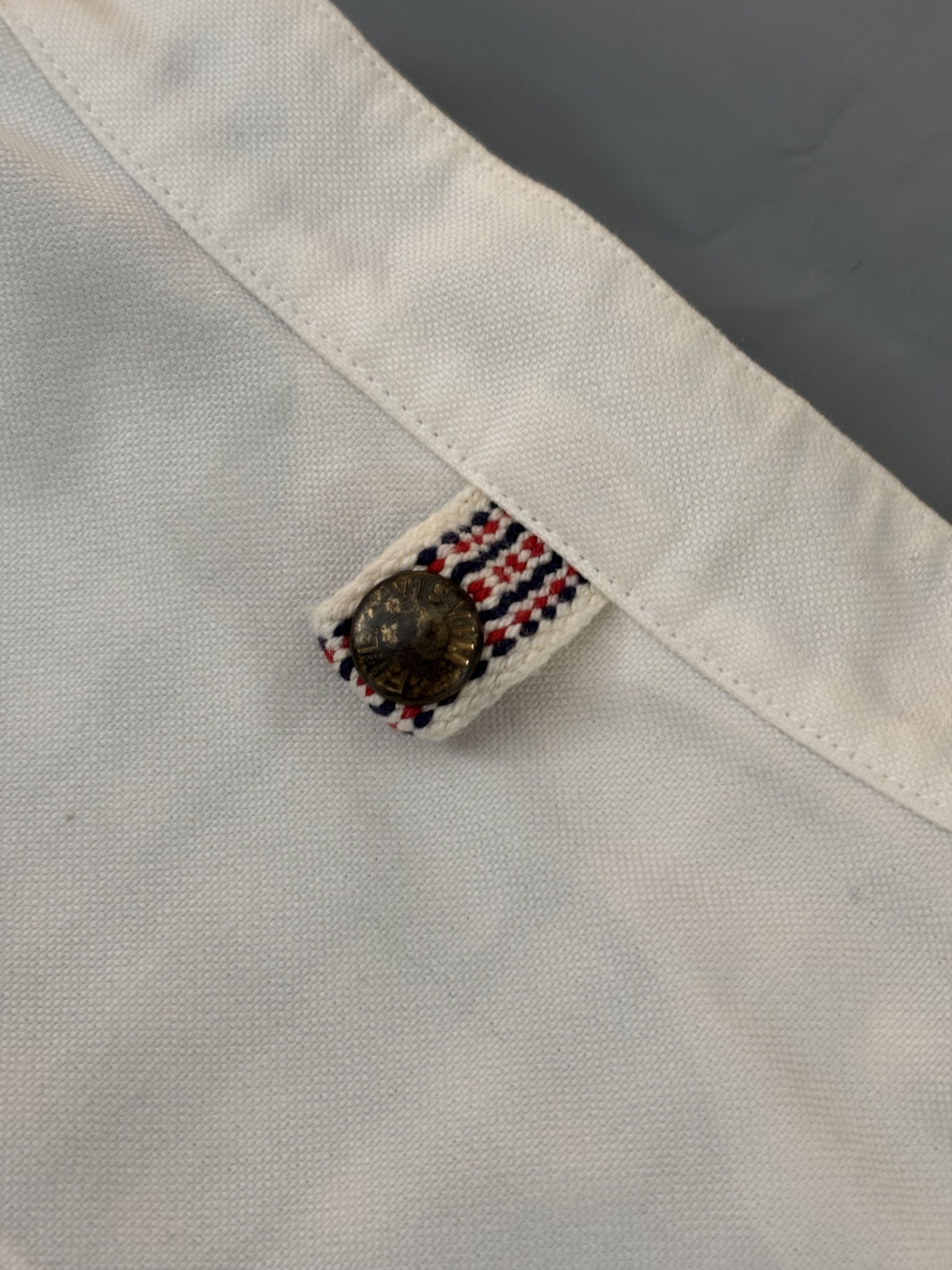 Visvim Chemise blanche manche longue Visvim en tbe Size US S / EU 44-46 / 1 - 15 Thumbnail