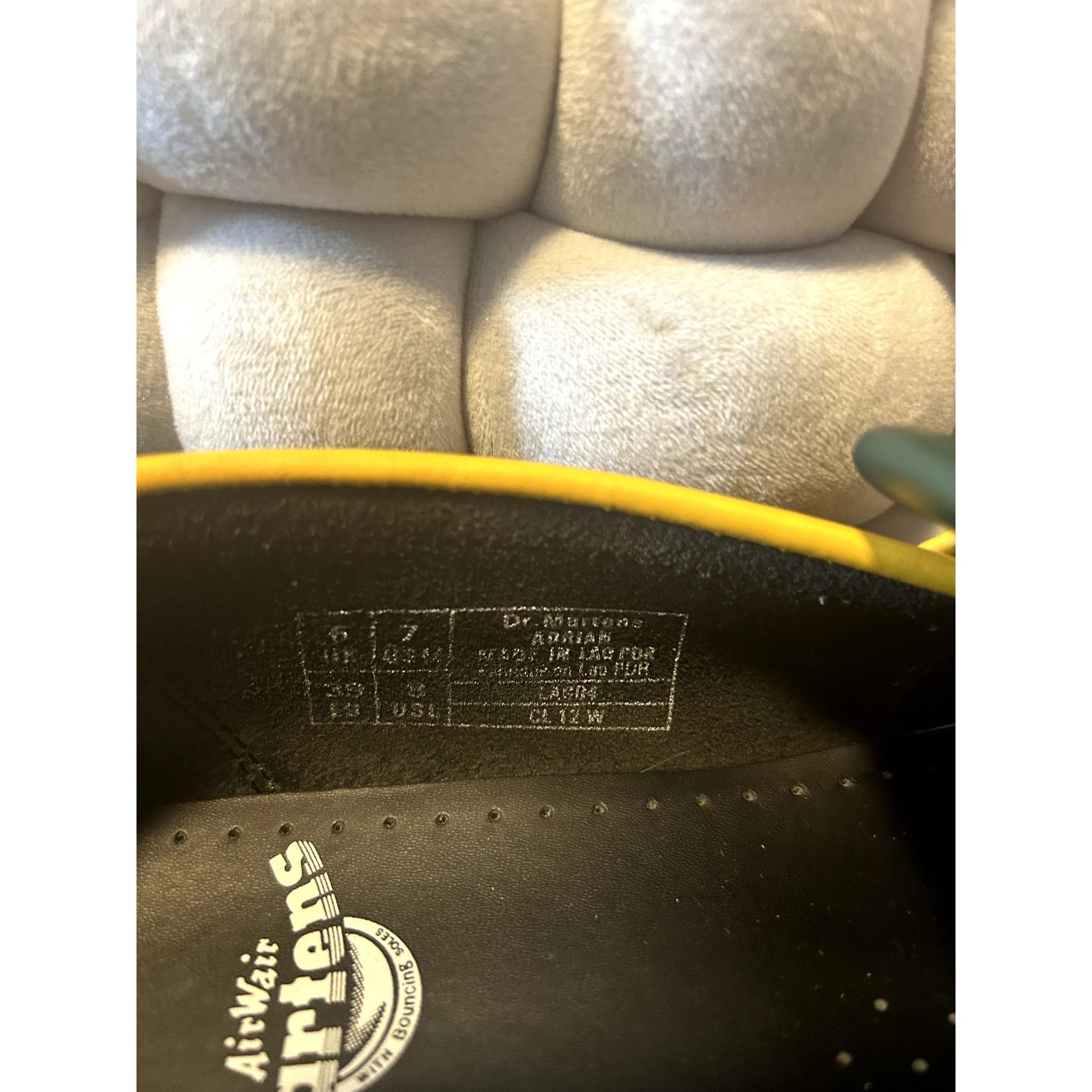 Dr. Martens Dr Martens Adrian Yellow Green Black Loafer Size 8/EU 39 Size US 8 / IT 38 - 6 Thumbnail