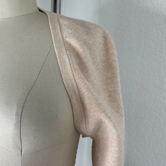 Alice + Olivia Alice + Olivia Classics Jeremy Cream Knit Long Sleeve Open F Size L / US 10 / IT 46 - 3 Thumbnail