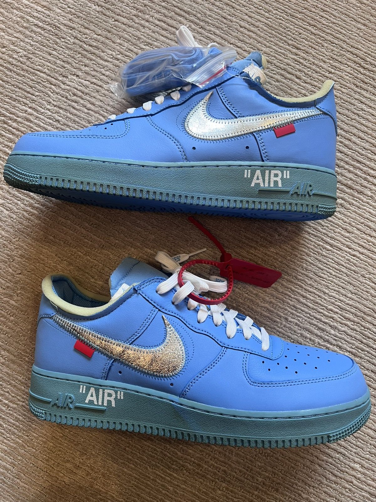 Nike × Off-White Off White x Nike Air Force 1 Low ‘07 MCA 10.5 Size US 10.5 / EU 43-44 - 1 Thumbnail