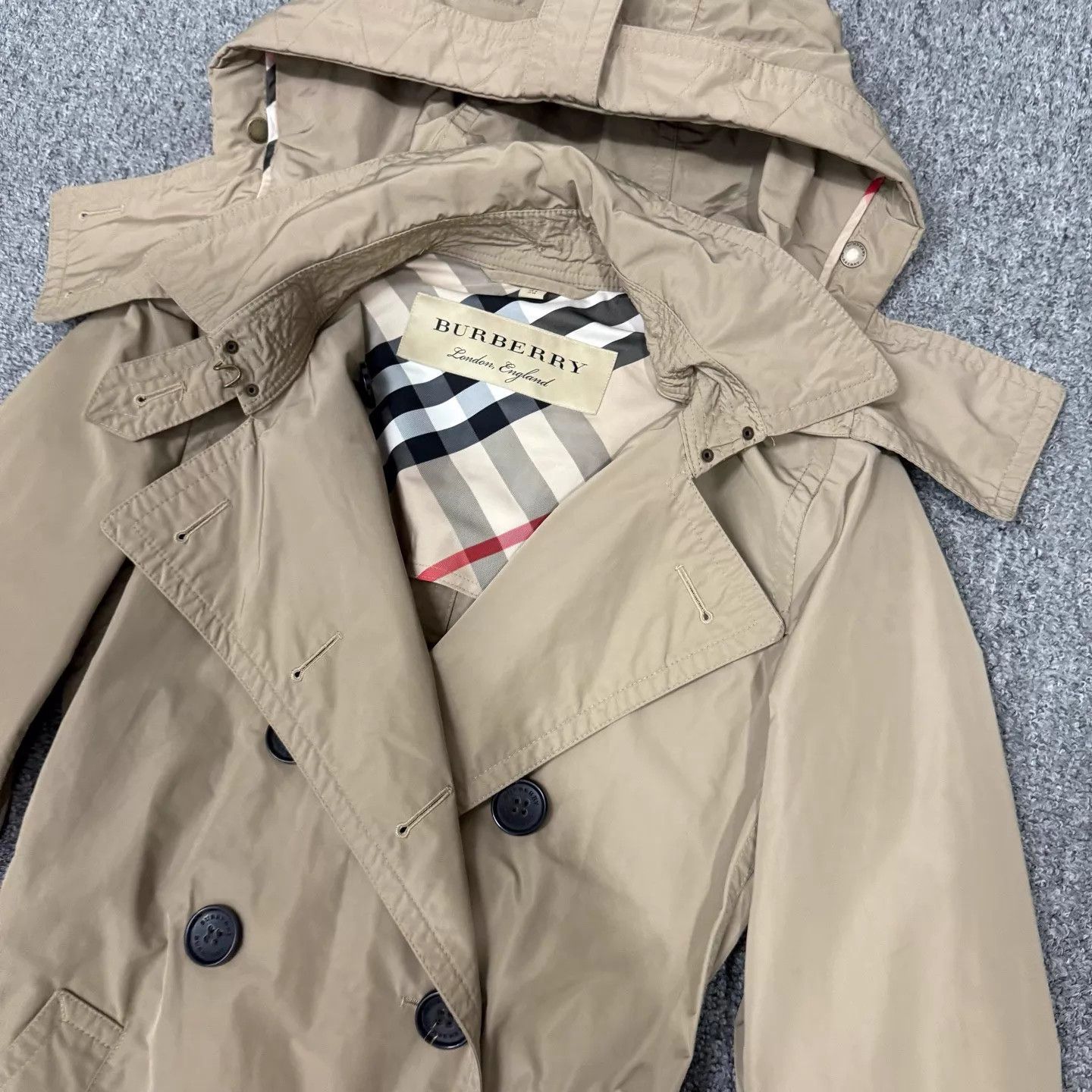 Burberry Burberry Women's Khaki Trench Coat UK6 99 New Size XS / US 0-2 / IT 36-38 - 3 Thumbnail