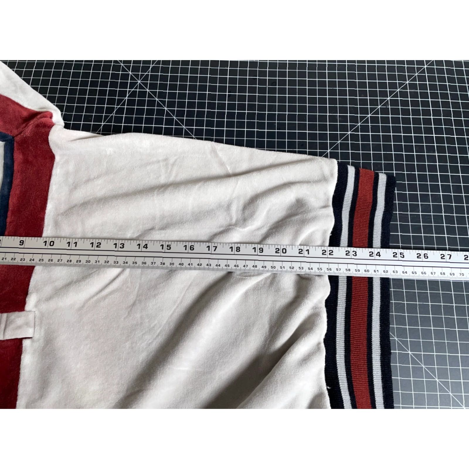 Velour VINTAGE Weekends in California Polo Shirt Shirt Mens Small Gray Stripe 70s 80s 90s Retro Hipster Velour Cotton Polyester Blend? Size US S / EU 44-46 / 1 - 6 Thumbnail