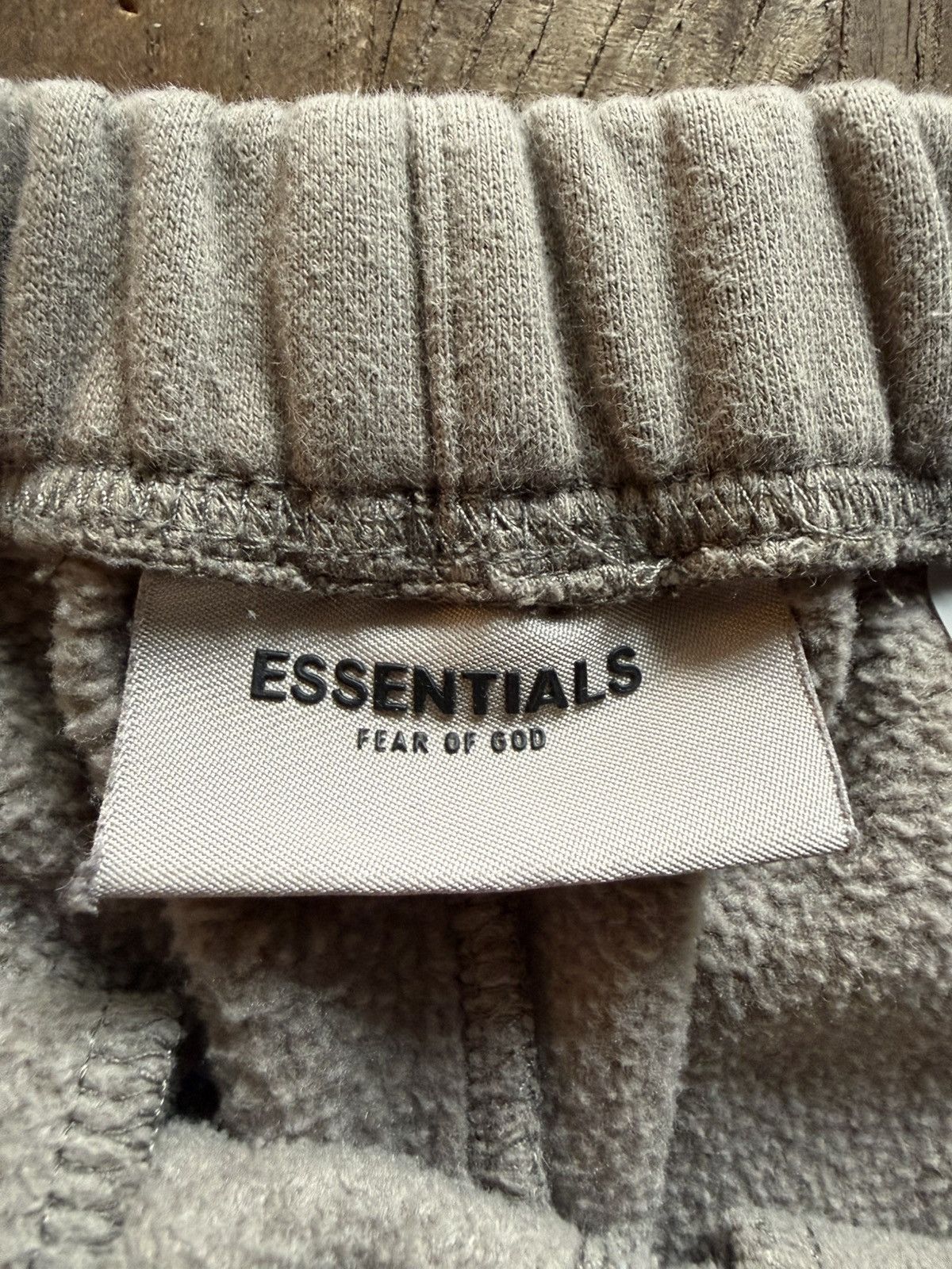 Fear of God Fear of God Essentials Sweatpants Cement Size US 32 / EU 48 - 5 Thumbnail