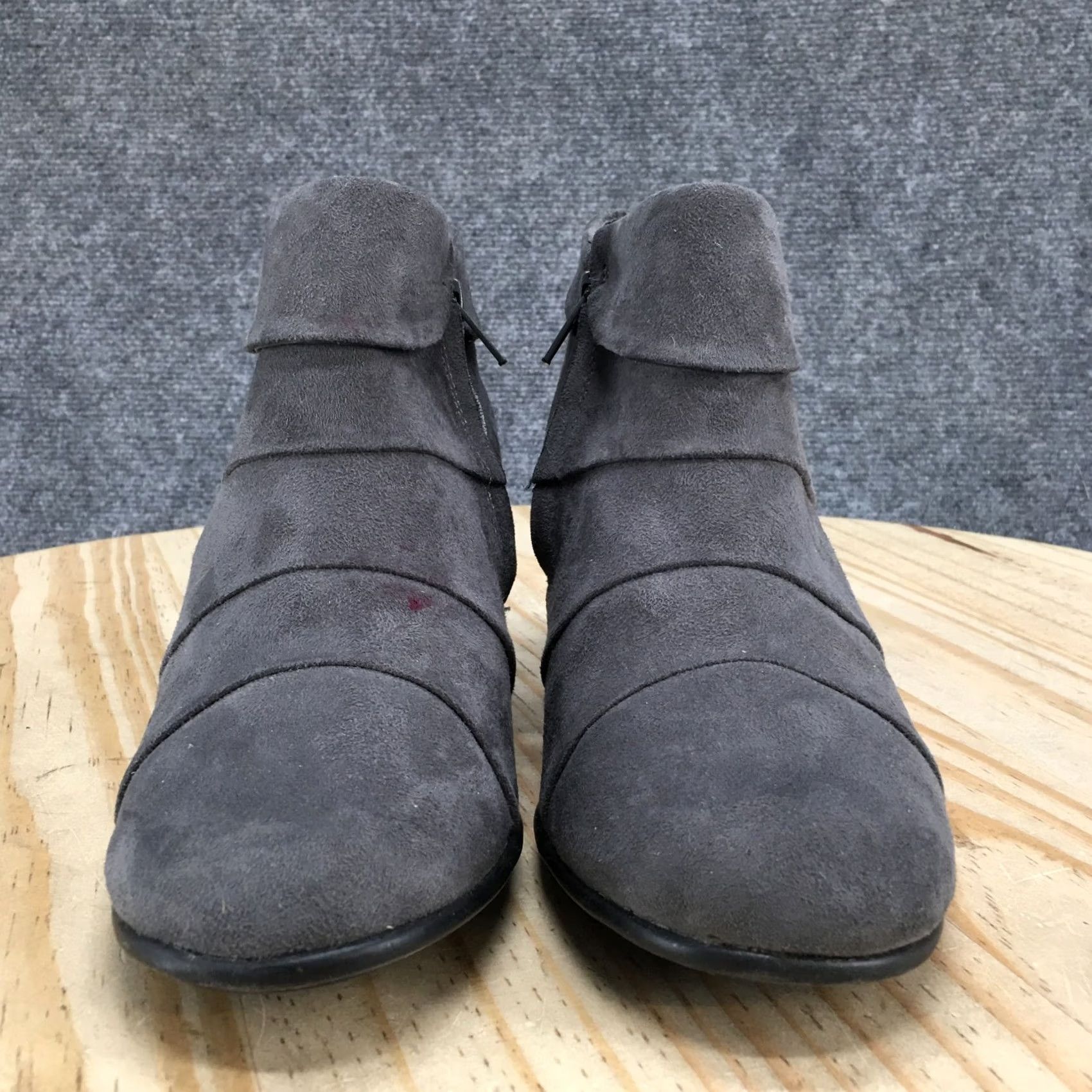 Vintage Aerosoles Boots Womens 7 M Play Pleat Ankle Bootie Gray Round Toe Kitten Heels Size US 7 / IT 37 - 7 Thumbnail