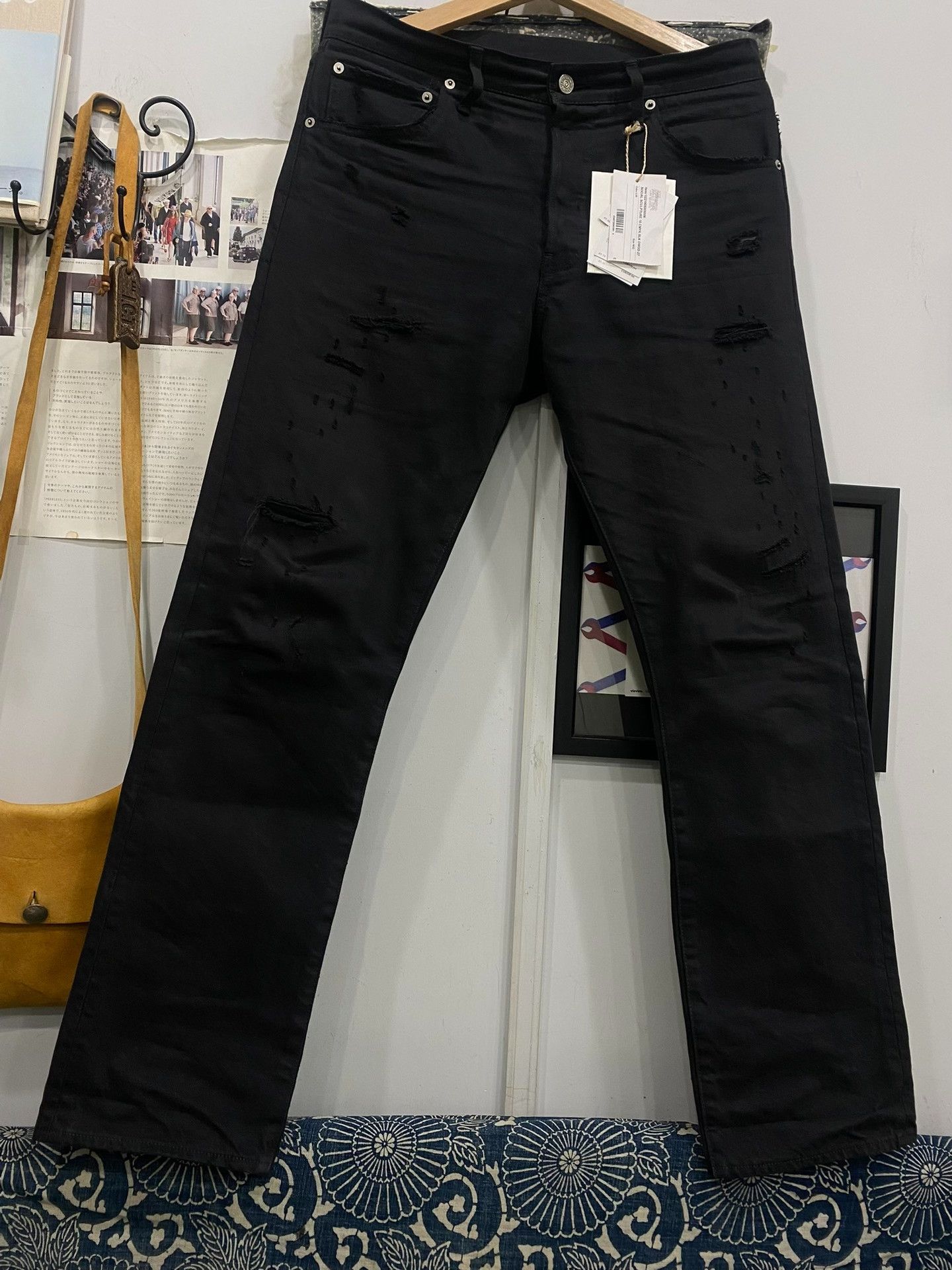 Visvim black distressed visvim denim pants W32 L30 Size US 32 / EU 48 - 1 Thumbnail