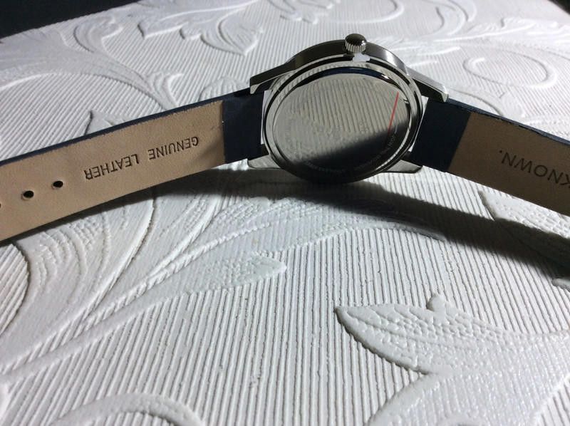 Designer Unknown men's silver dial leather strap watch Size ONE SIZE - 11 Thumbnail