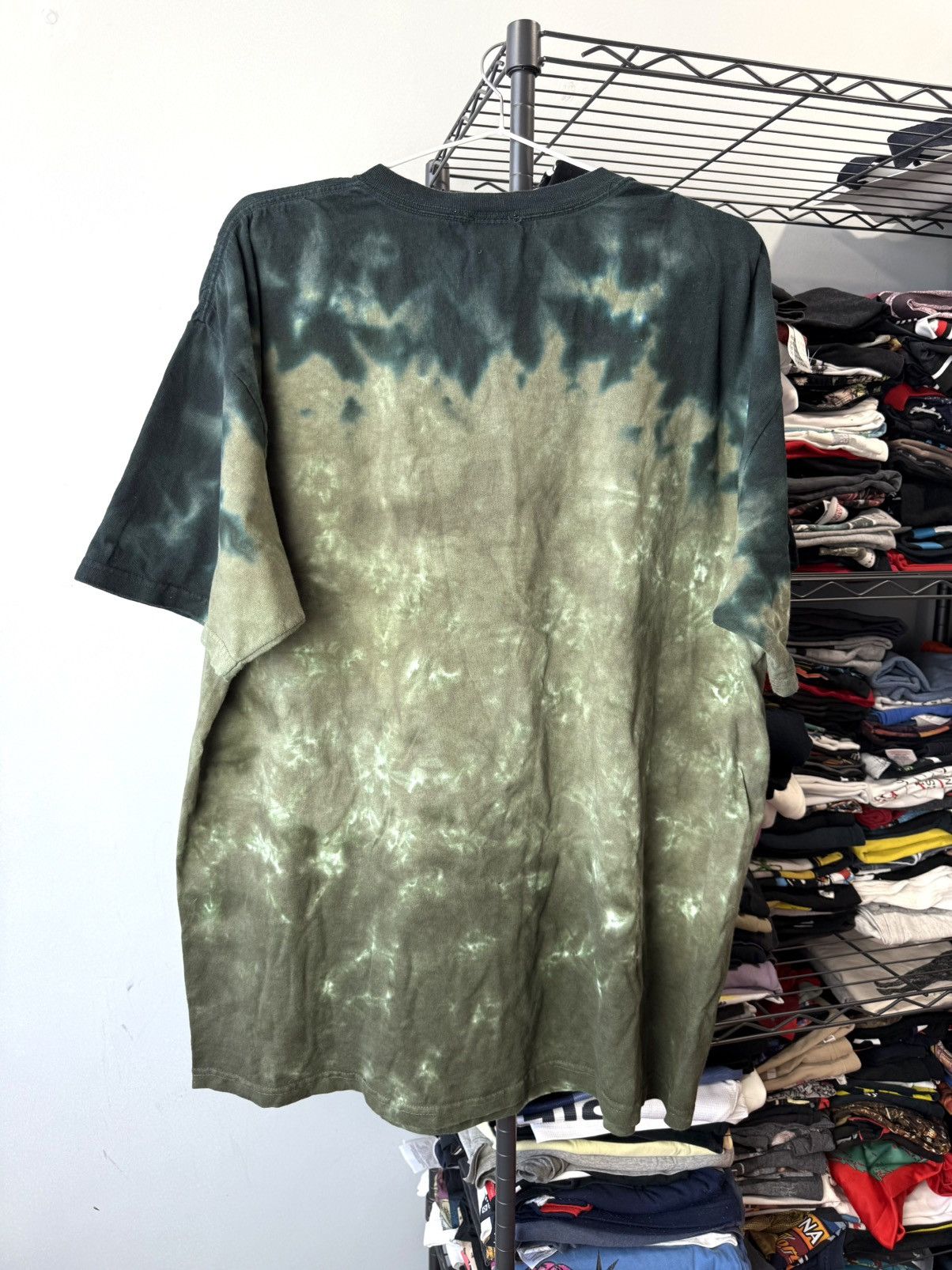 Band Tees Vintage Bon Jovi Bad Medicine Liquid Blue Tie Dye T Shirt Size US XL / EU 56 / 4 - 2 Thumbnail