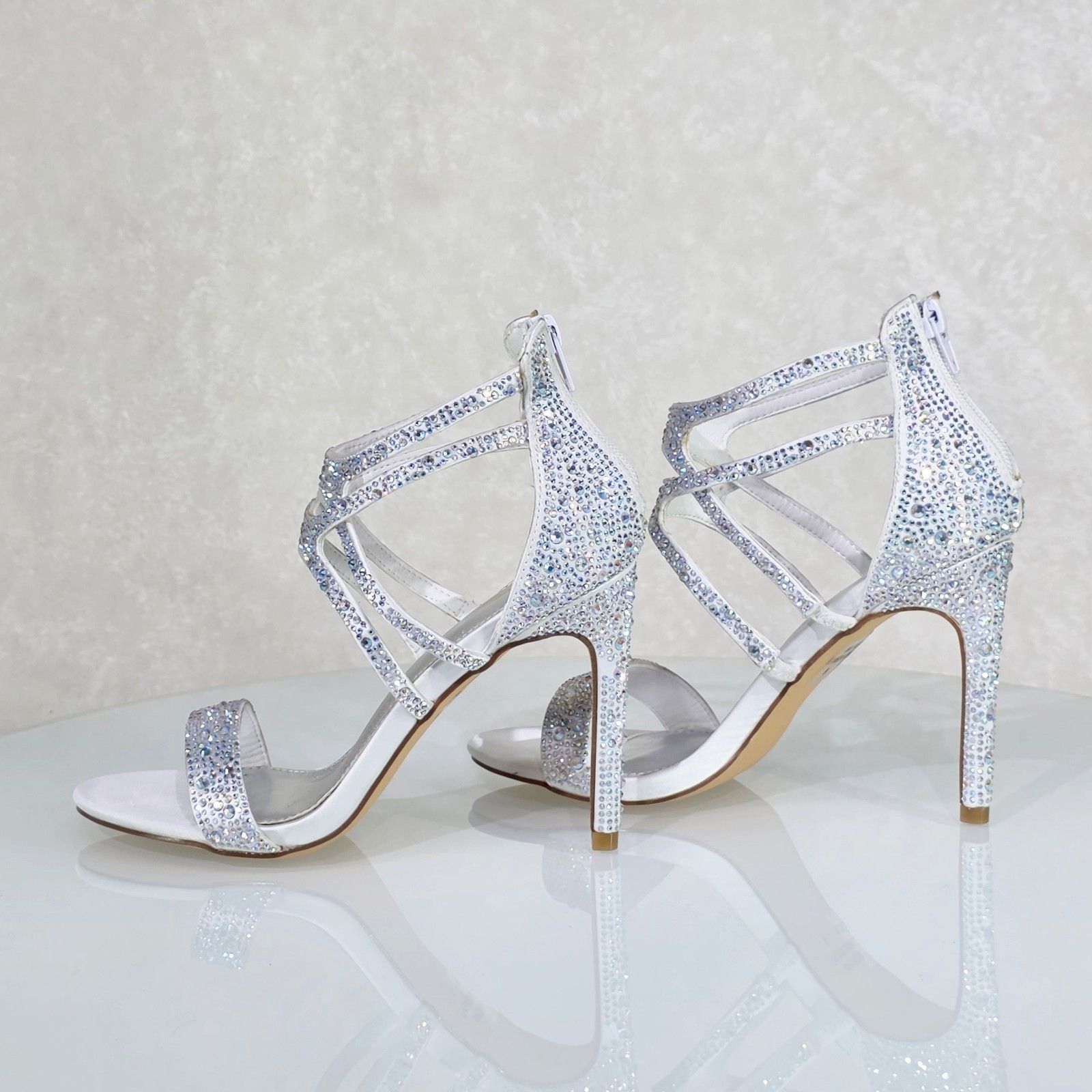 Other Nilla White Rhinestone Caged High Heel Closed Back Shoes Wed Size US 6 / IT 36 - 2 Thumbnail
