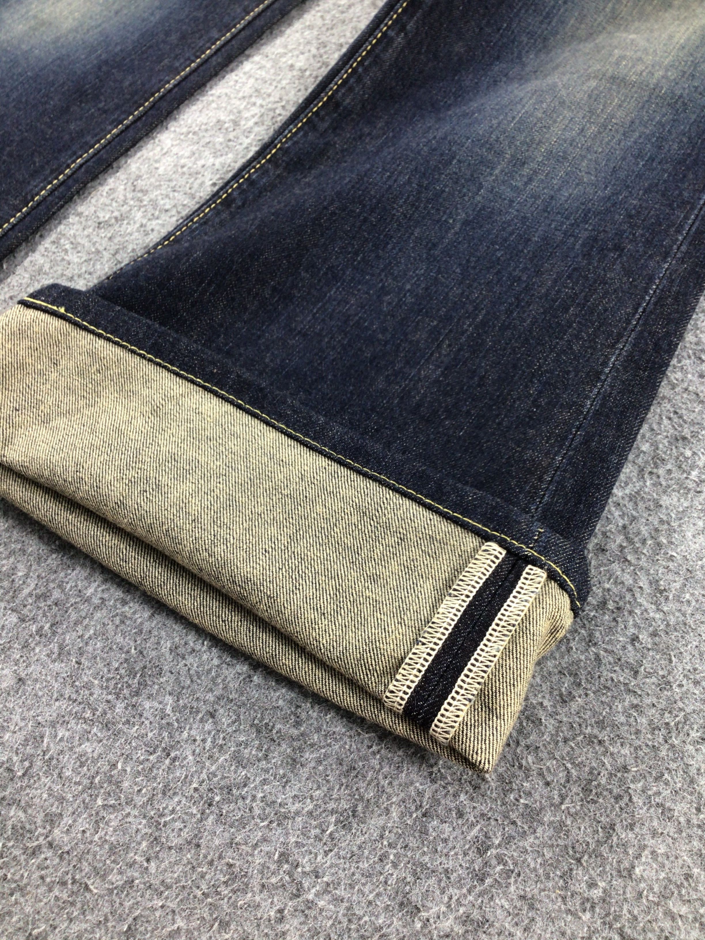 Levi's Vintage Levis Flare Jeans-JM607 Size 31" - 6 Thumbnail