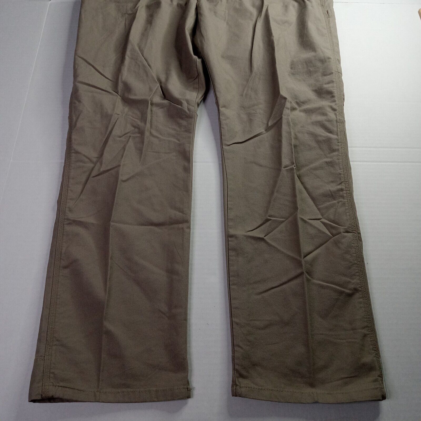 Wrangler Wrangler Outdoor Utility Pants Mens 44x30 Beige Straight Fit Size US 44 / EU 60 - 2 Thumbnail